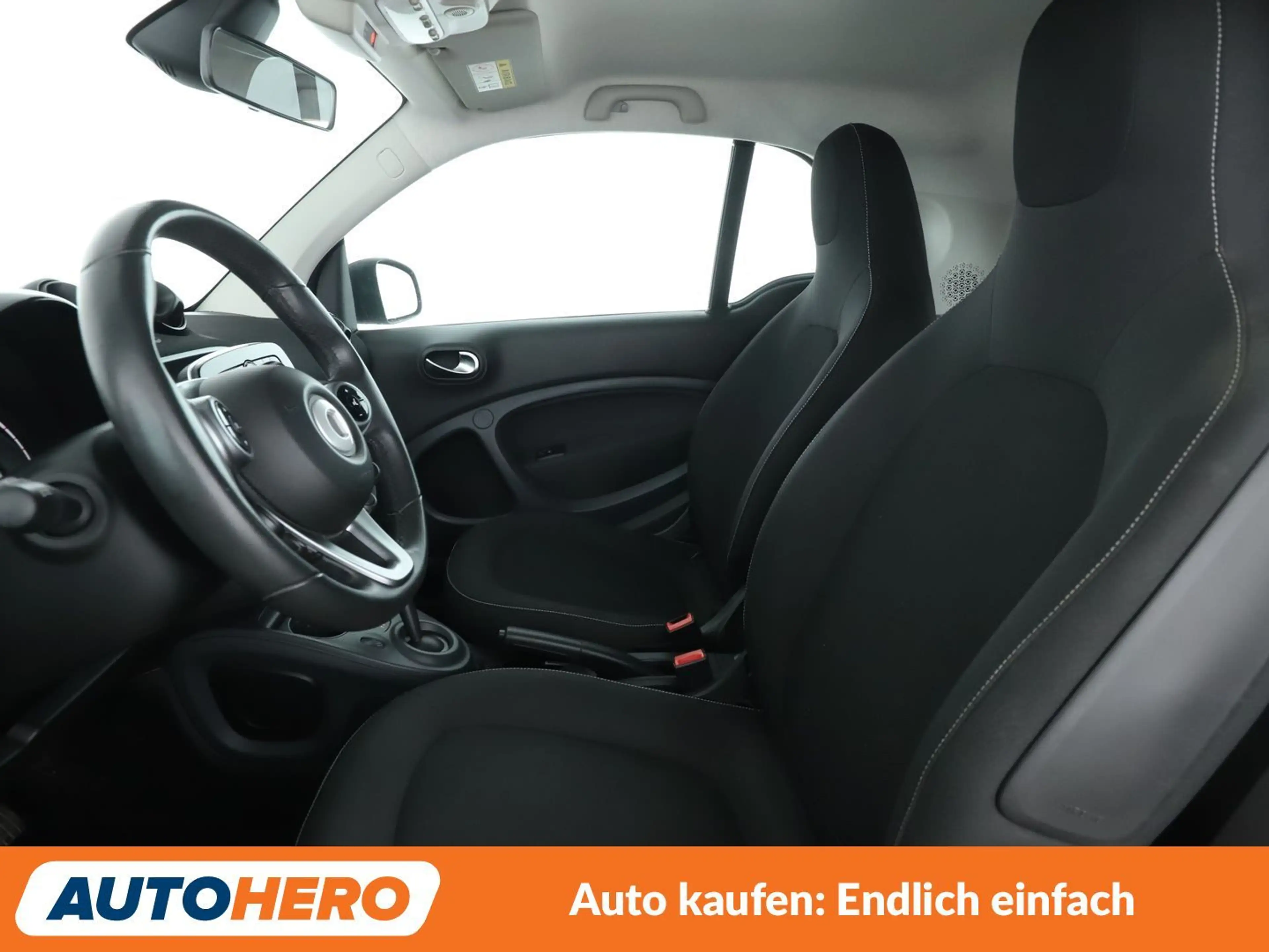 smart forTwo 1.0 Basis passion Aut.*TEMPO*KLIMA*ALU* — photo 14
