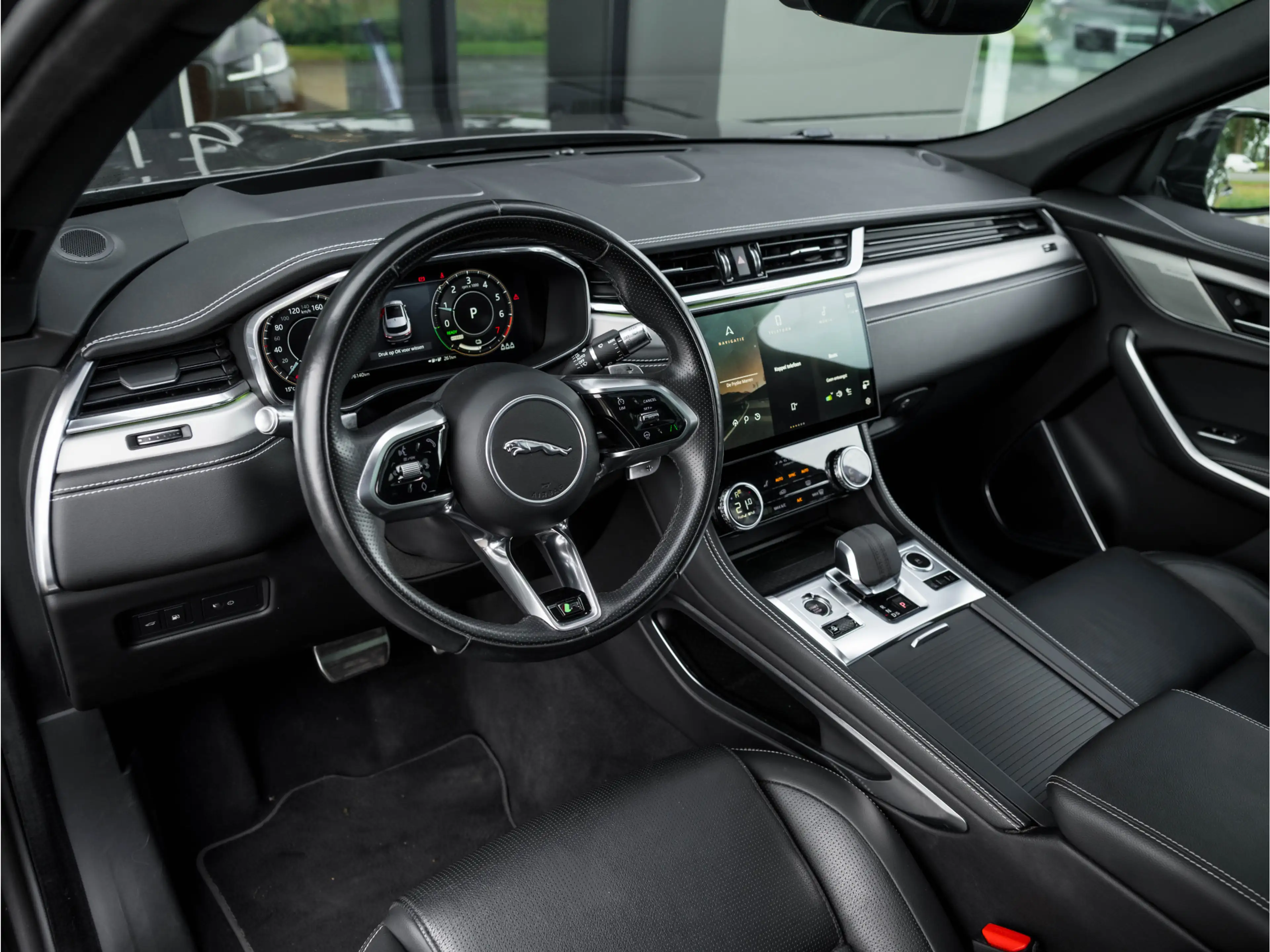 Jaguar F-Pace 2.0 P400e PHEV R-Dynamic S | Panoramisch schuif-/k — photo 3