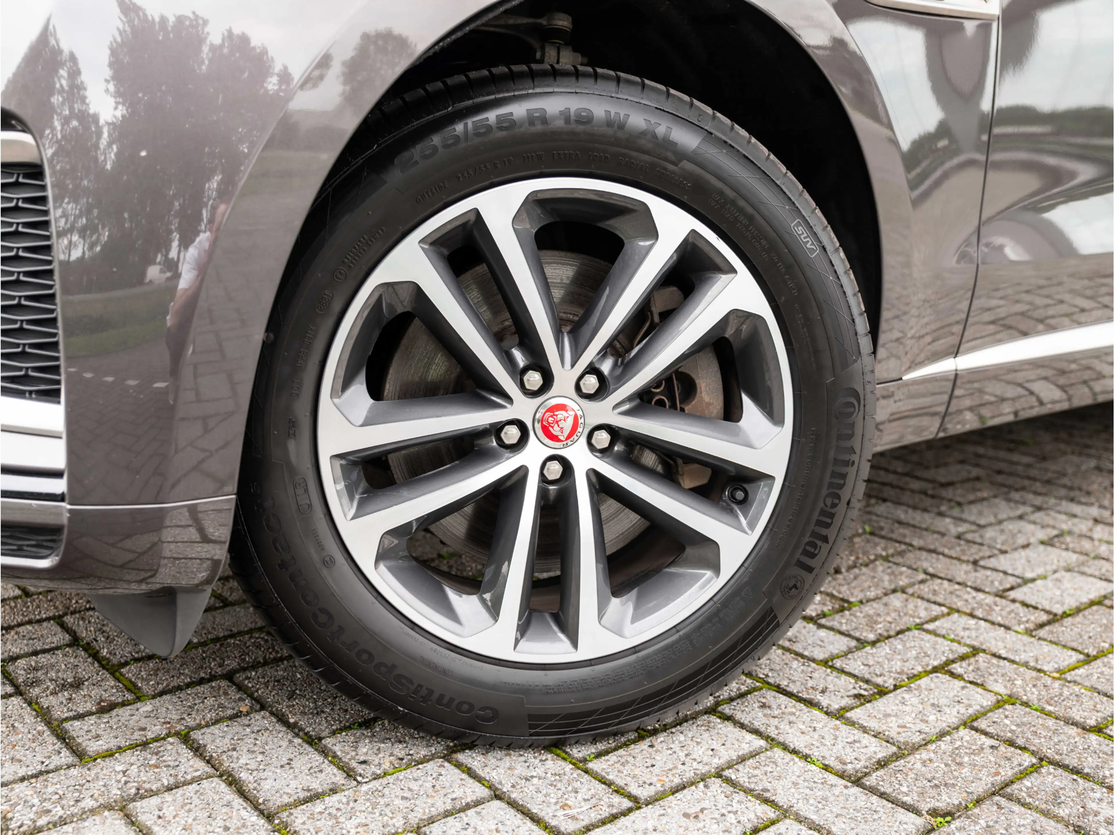 Jaguar F-Pace 2.0 P400e PHEV R-Dynamic S | Panoramisch schuif-/k — photo 18