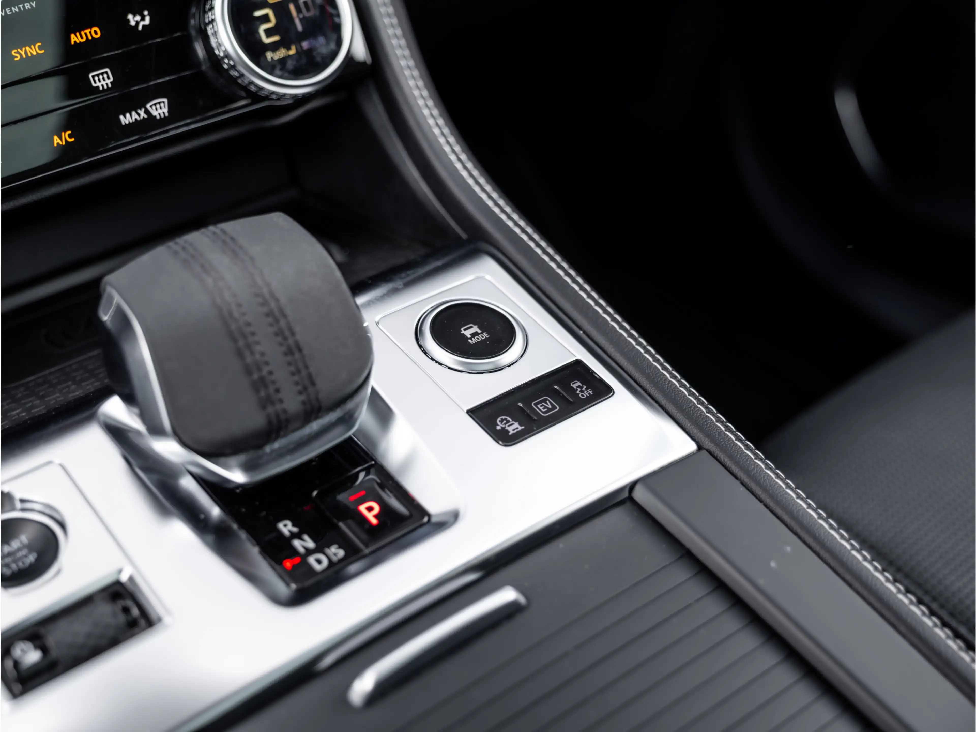 Jaguar F-Pace 2.0 P400e PHEV R-Dynamic S | Panoramisch schuif-/k — photo 41