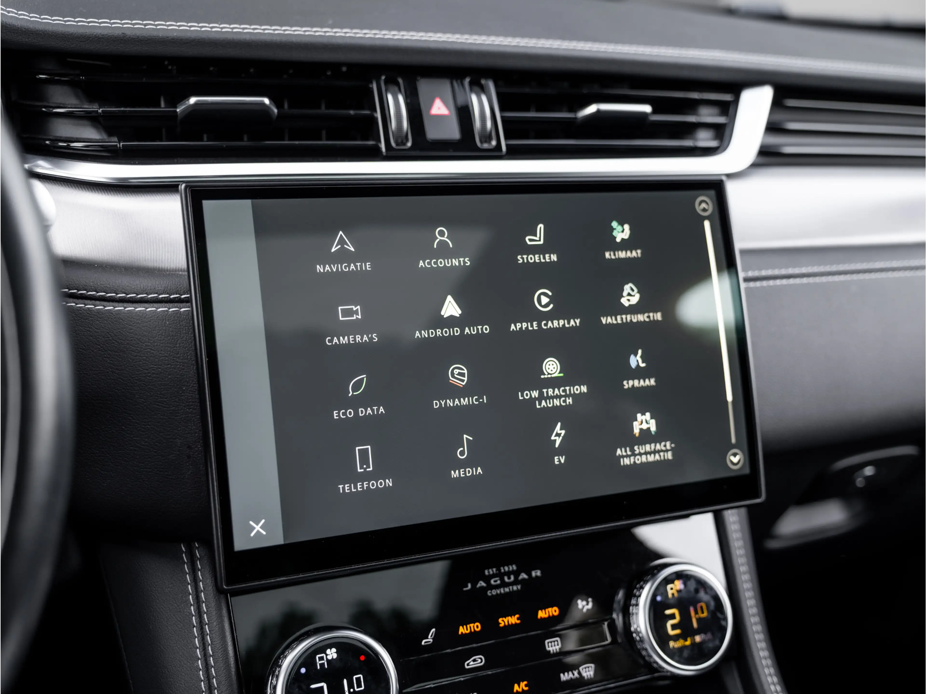 Jaguar F-Pace 2.0 P400e PHEV R-Dynamic S | Panoramisch schuif-/k — photo 13