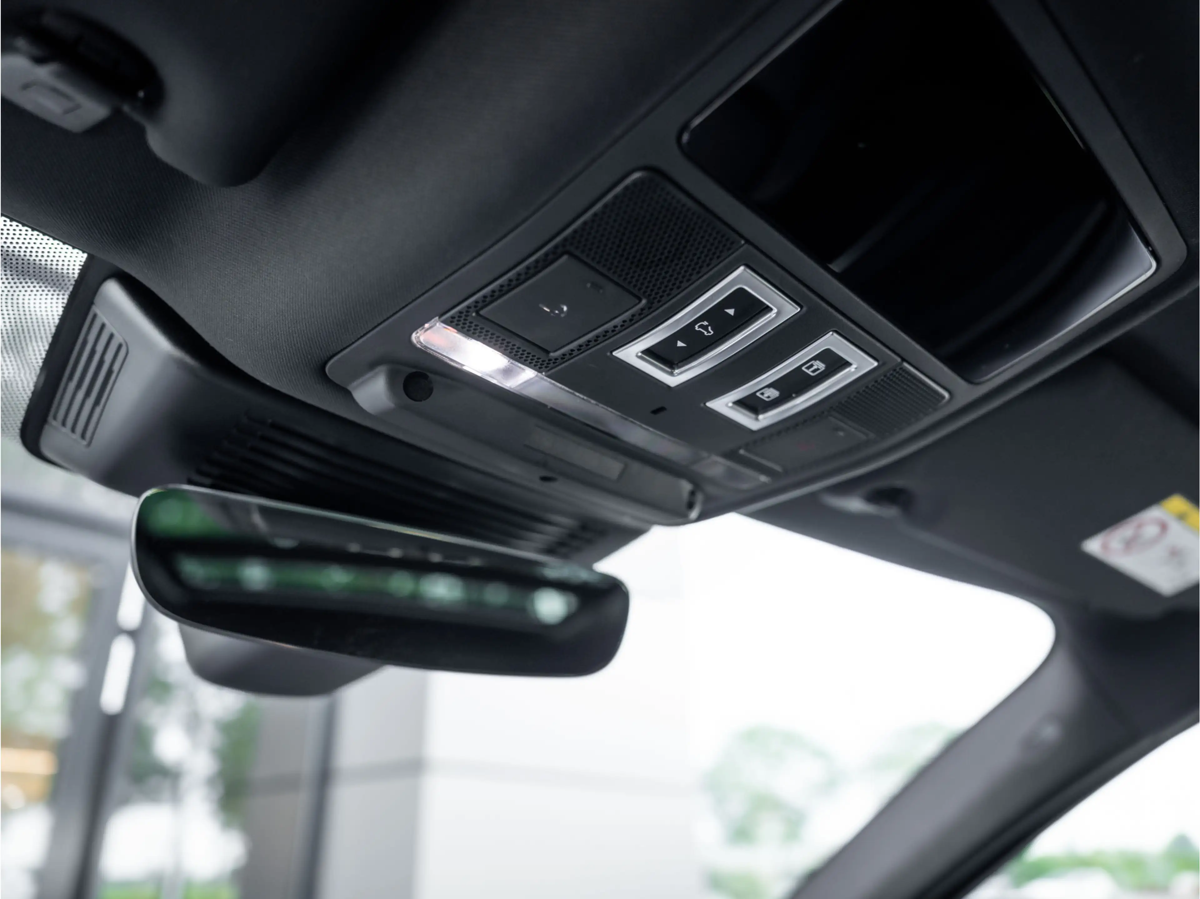 Jaguar F-Pace 2.0 P400e PHEV R-Dynamic S | Panoramisch schuif-/k — photo 36