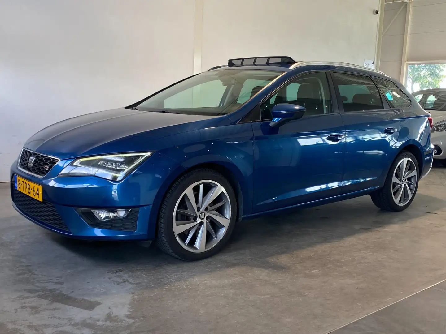 SEAT Leon ST 1.8 TSI Automaat FR Pano Leder Led Trekhaak Bleu - 1