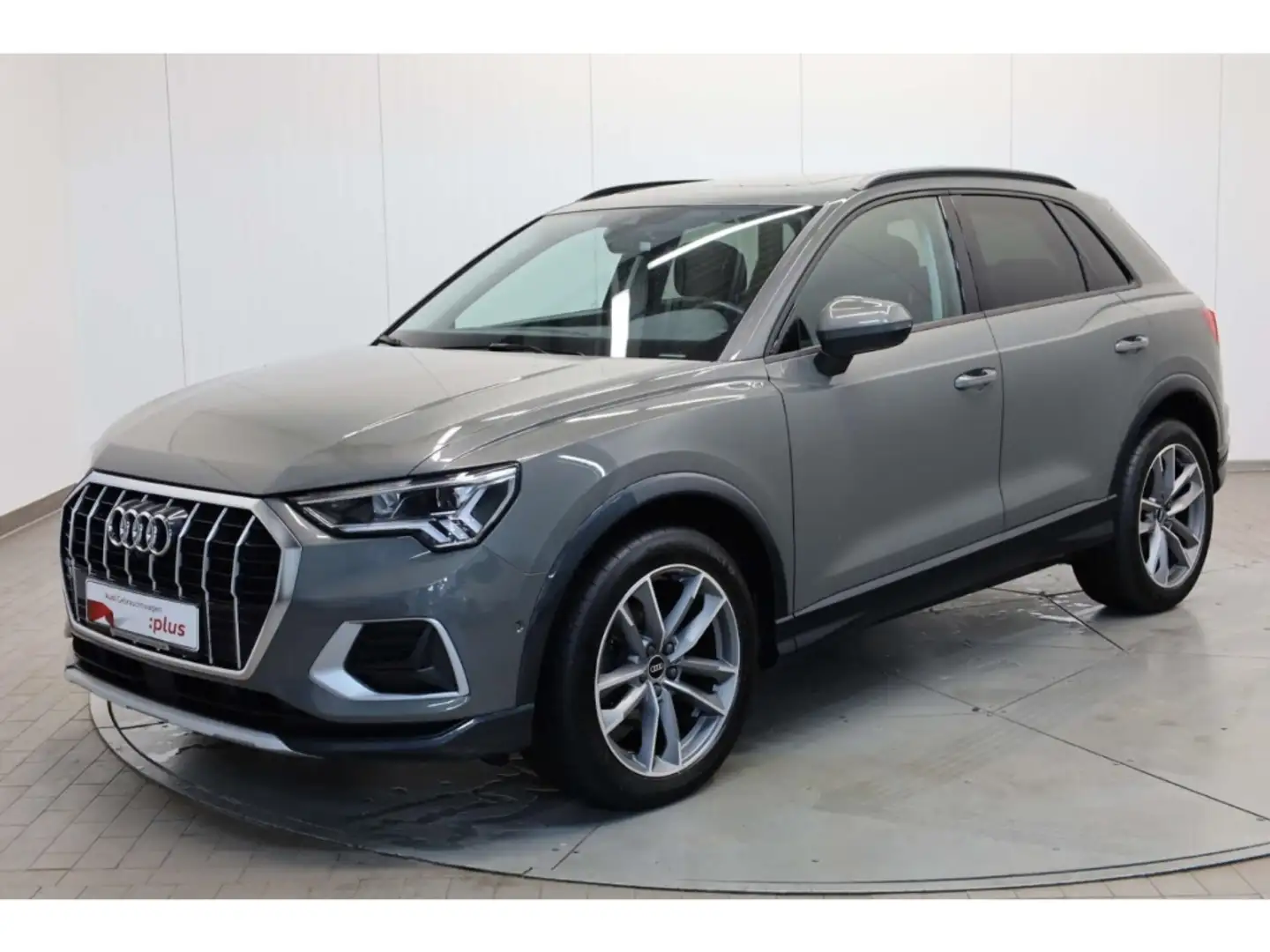 Audi Q3 35 TDI Advanced AHK/P-Dach/19''/360/StHz/Sonos Grau - 2