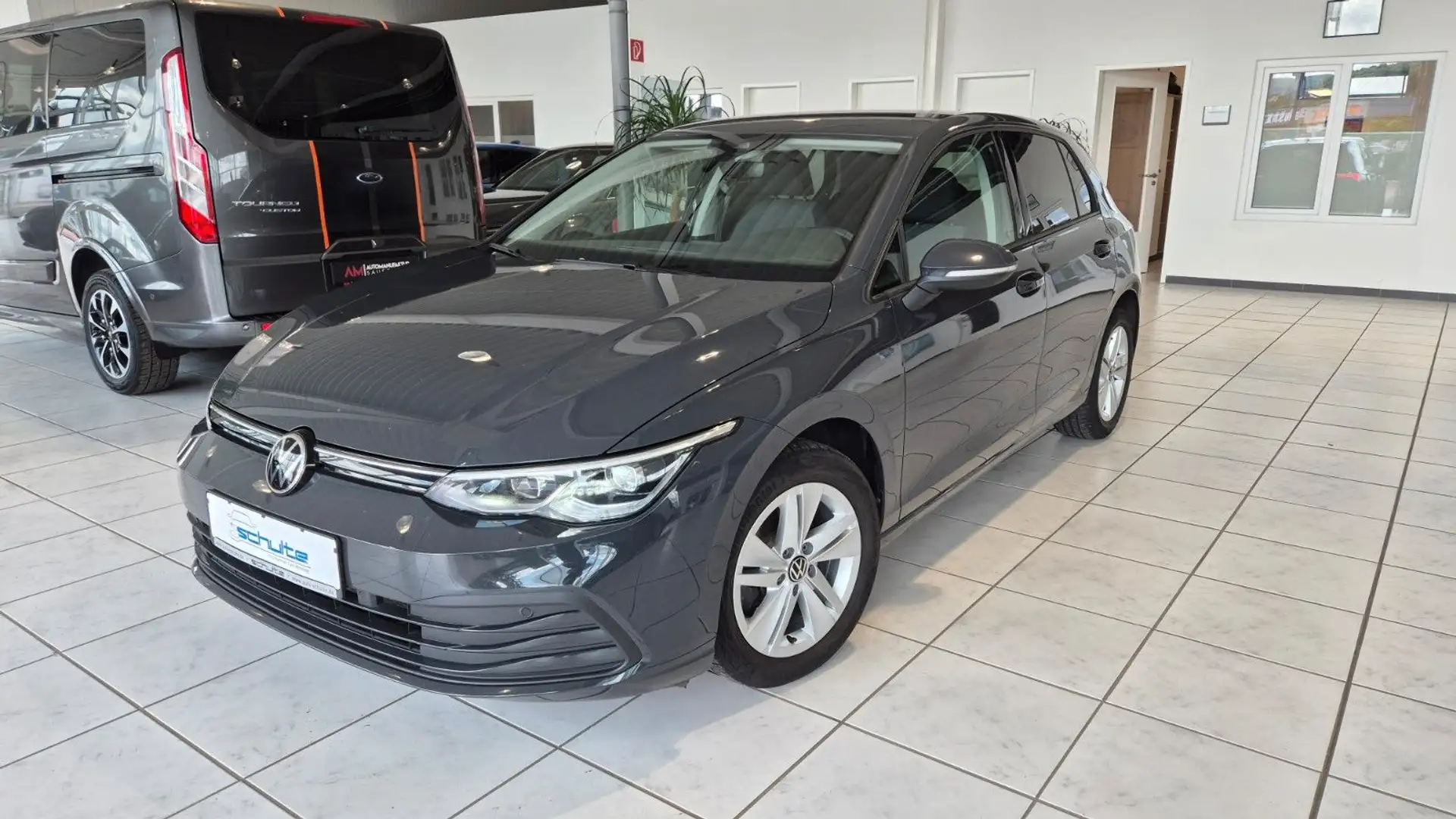 Volkswagen Golf VIII Lim. Life Grey - 1
