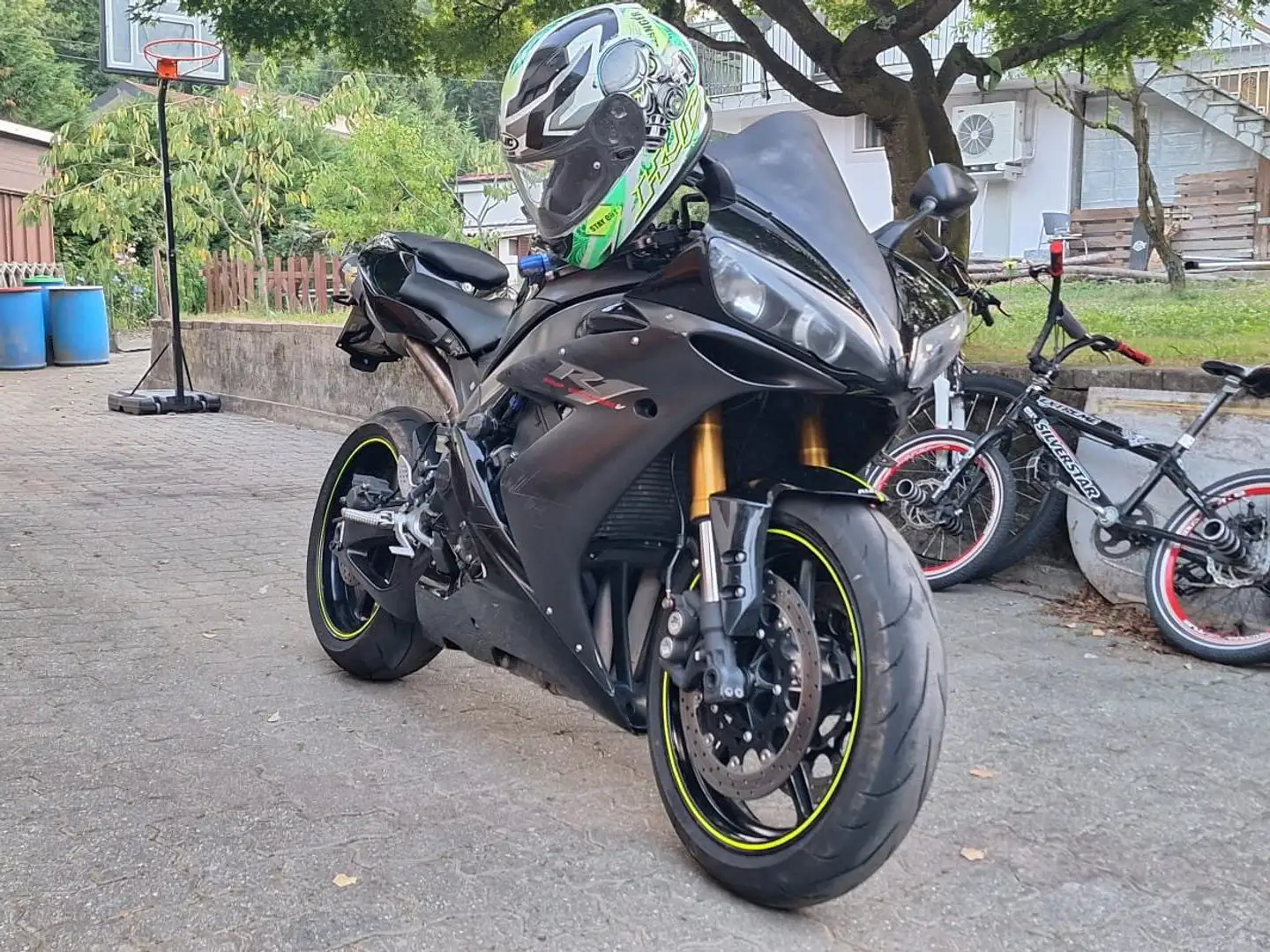 Yamaha YZF-R1 Noir - 2