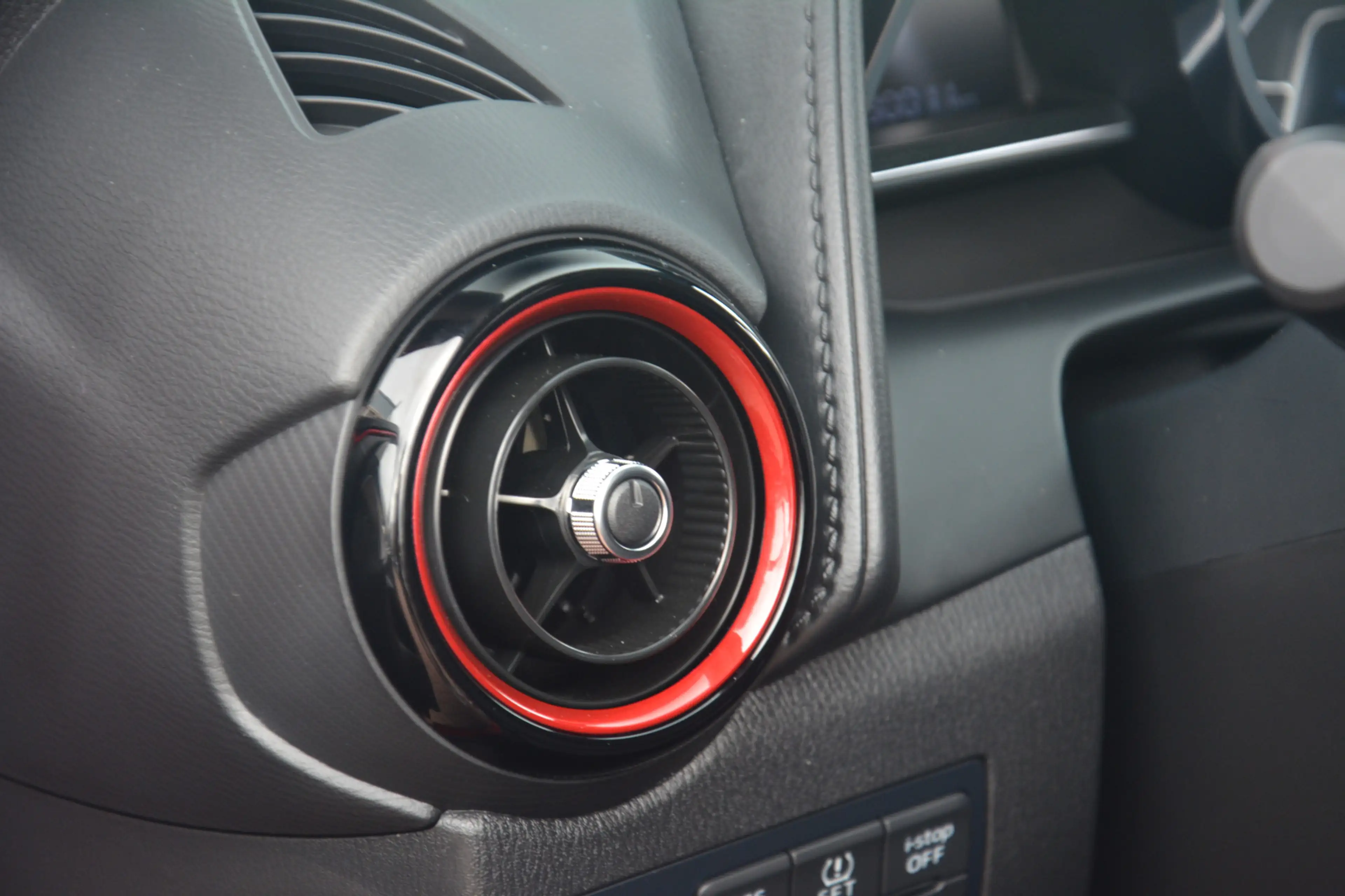 Mazda CX-3 2.0 SkyActiv-G 120 SkyLease GT | Navigatie | Leer — photo 26