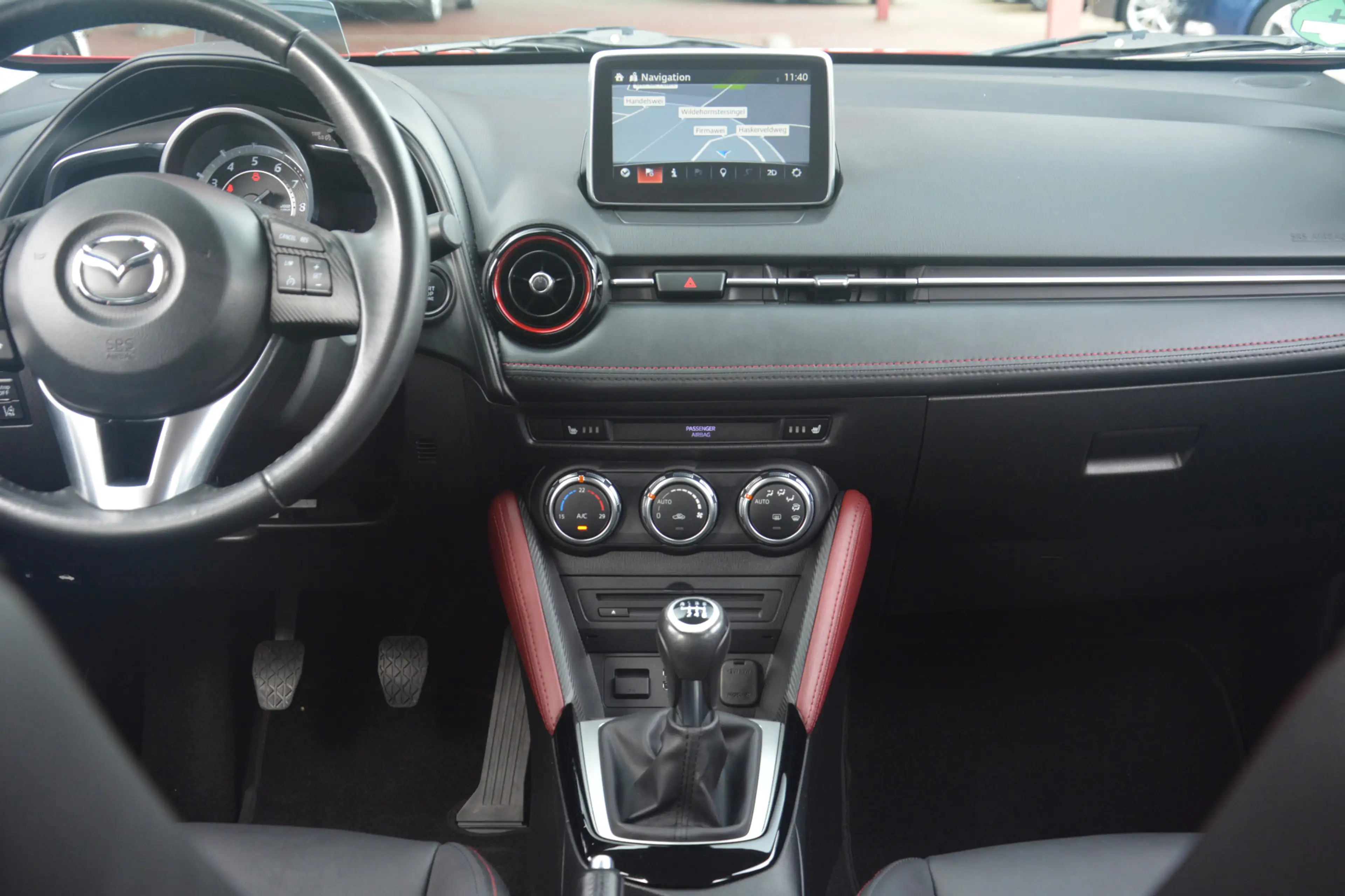 Mazda CX-3 2.0 SkyActiv-G 120 SkyLease GT | Navigatie | Leer — photo 12