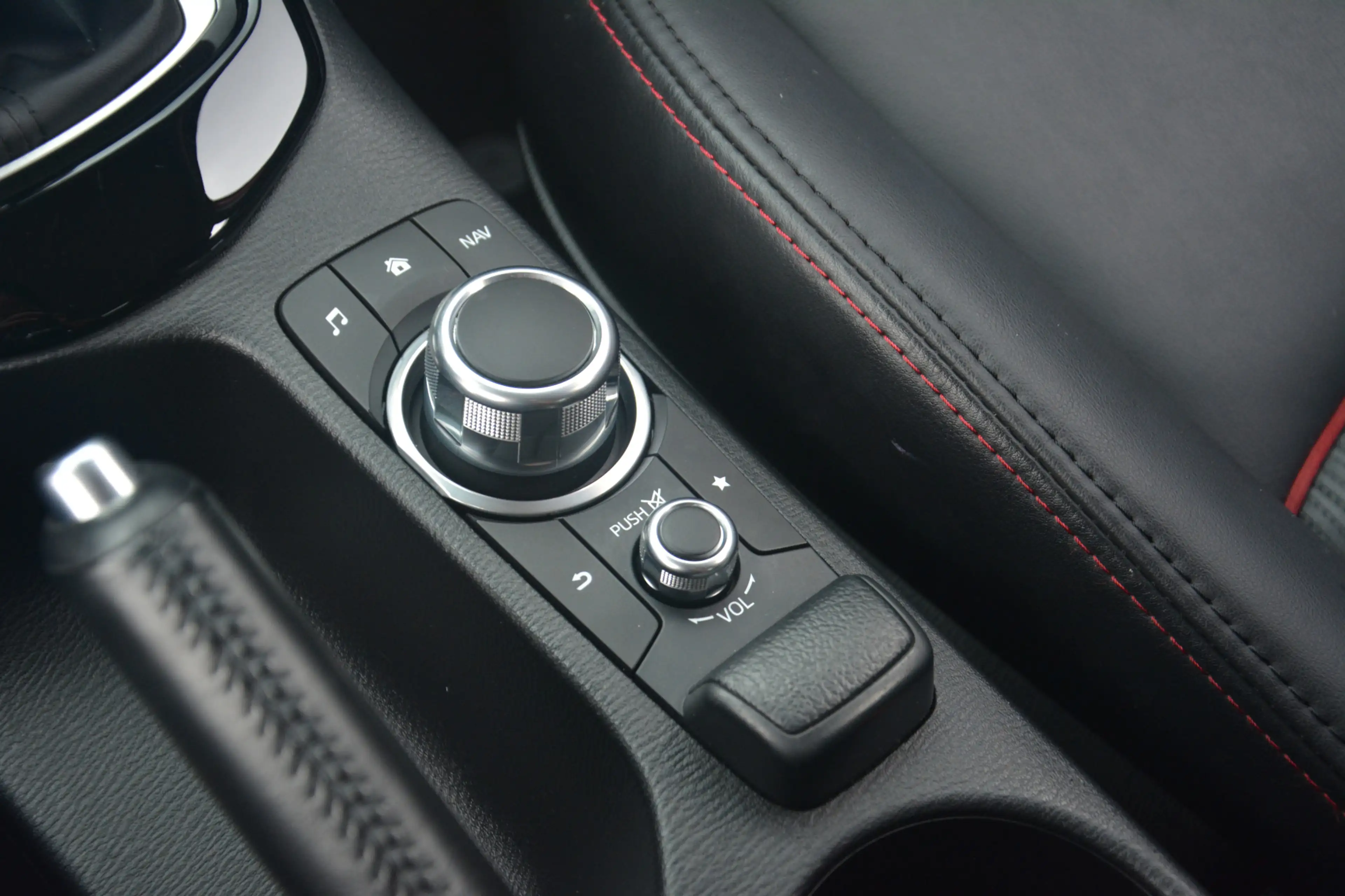 Mazda CX-3 2.0 SkyActiv-G 120 SkyLease GT | Navigatie | Leer — photo 20