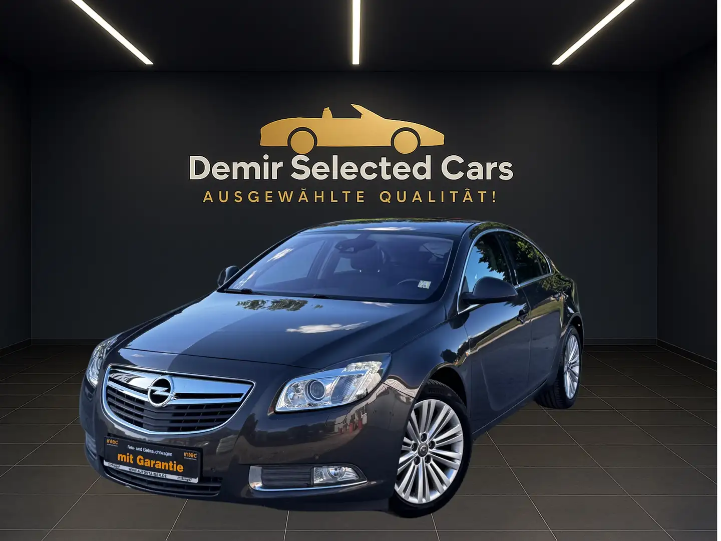 Opel Insignia A Lim. Sport 4x4*TÜV 11/26*GARANTIE* Сірий - 2