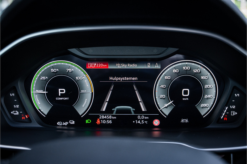 Audi Q3 Sportback 45 TFSI e S-line ** Leder ** LED ** 20in — photo 23