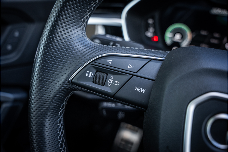 Audi Q3 Sportback 45 TFSI e S-line ** Leder ** LED ** 20in — photo 26