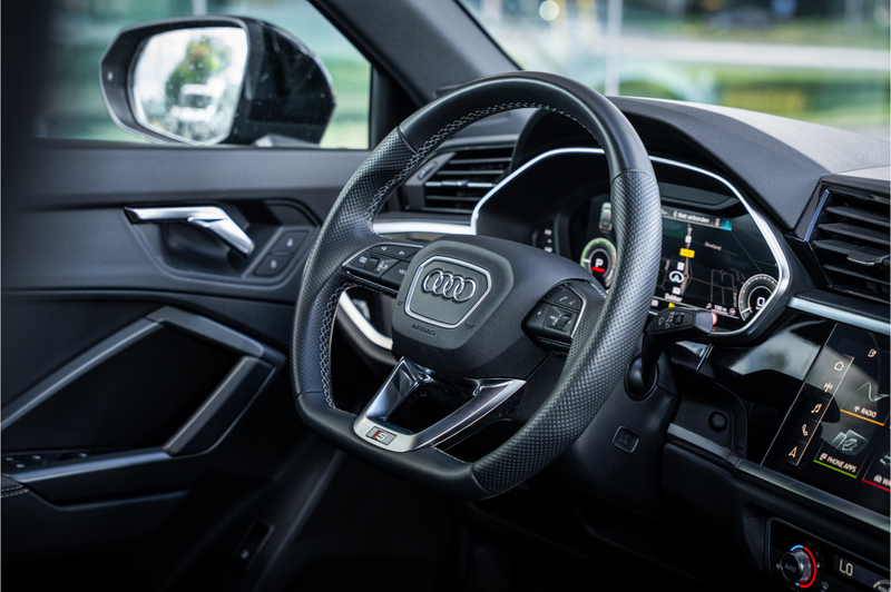 Audi Q3 Sportback 45 TFSI e S-line ** Leder ** LED ** 20in — photo 46