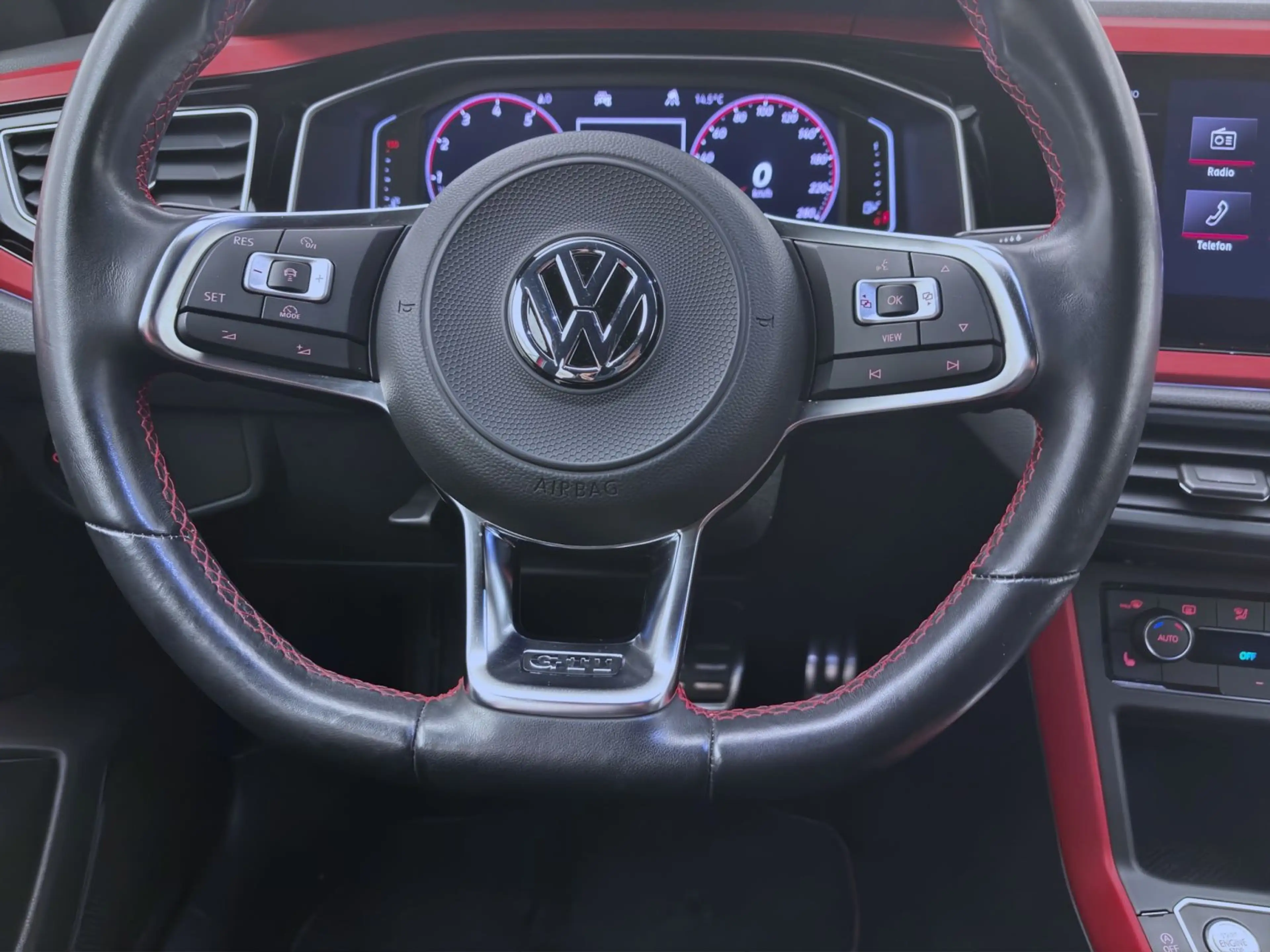 Volkswagen Polo GTI NAVI KAMERA SITZHZG PDC LM18 — photo 13