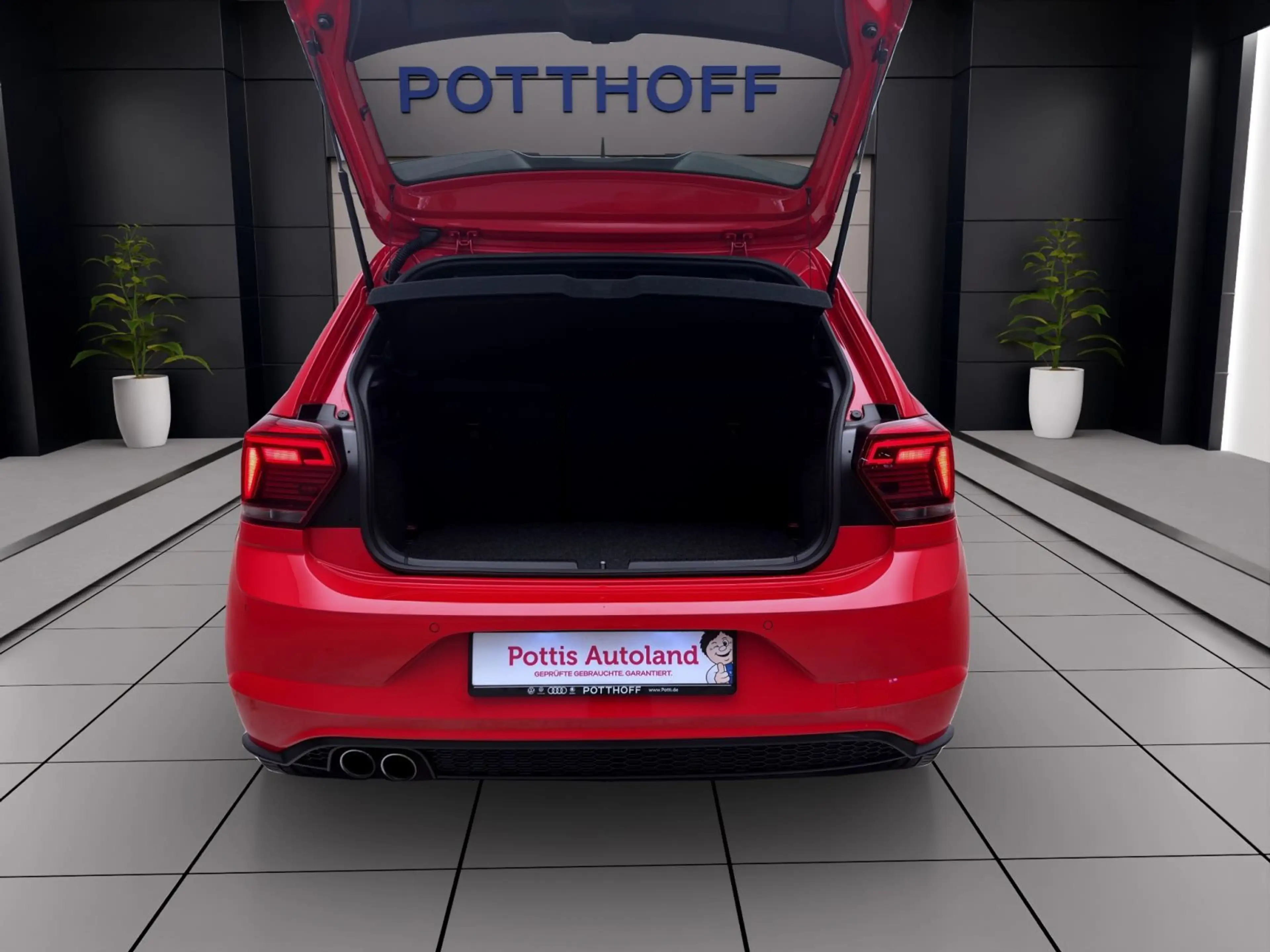 Volkswagen Polo GTI NAVI KAMERA SITZHZG PDC LM18 — photo 5