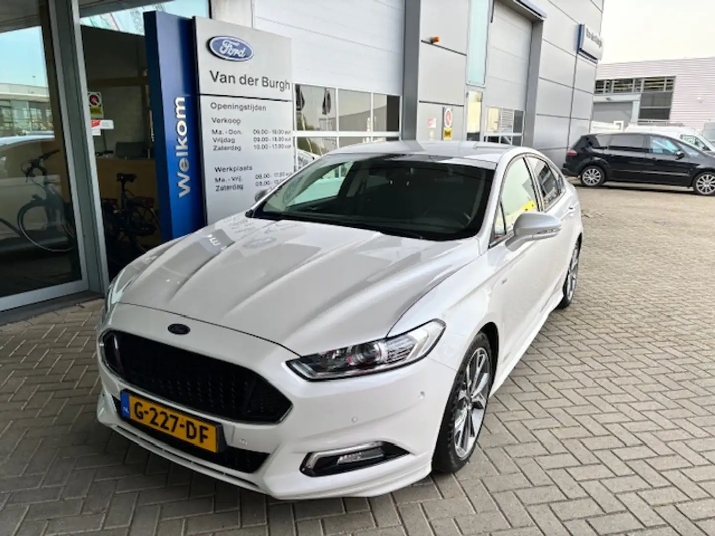 Ford Mondeo 1.5 EcoBoost 160pk 5d ST Line Wit - 1
