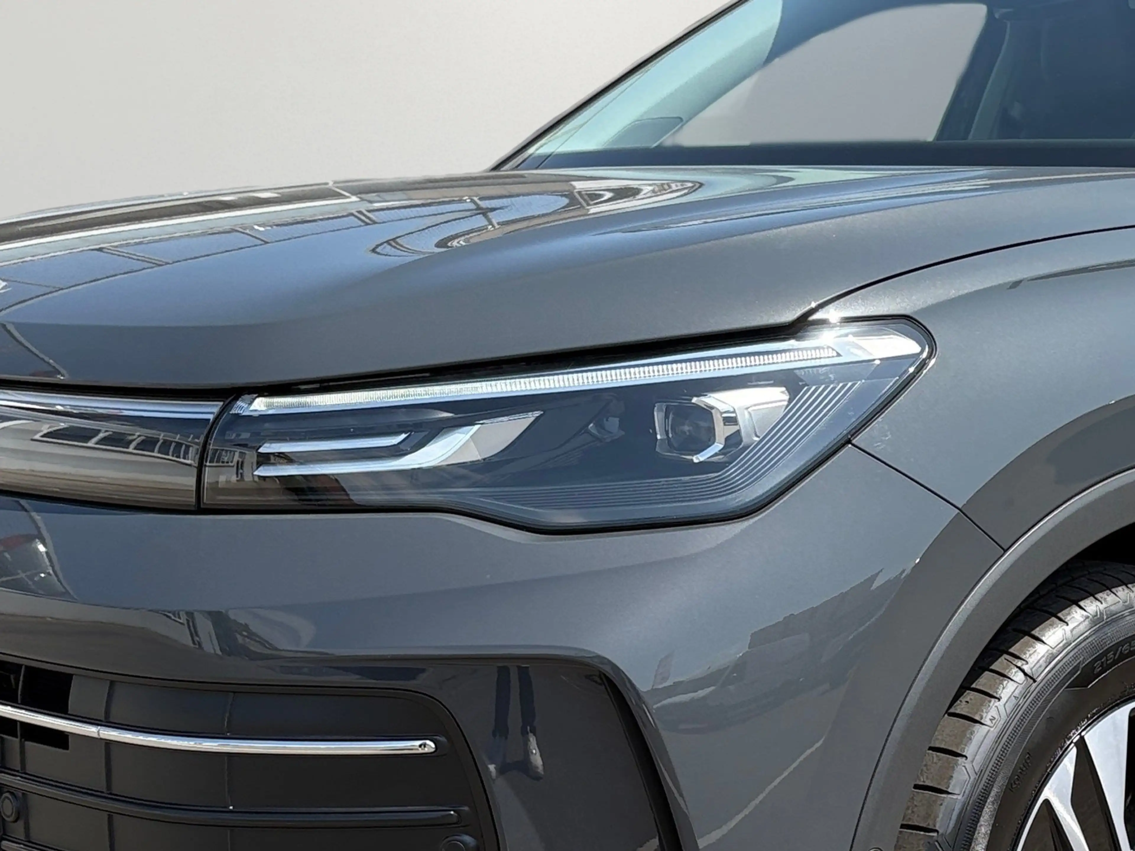 Volkswagen Tiguan 2.0 TDI Energy *AHK*NAVI*KAMERA*SITZHZG* — photo 8