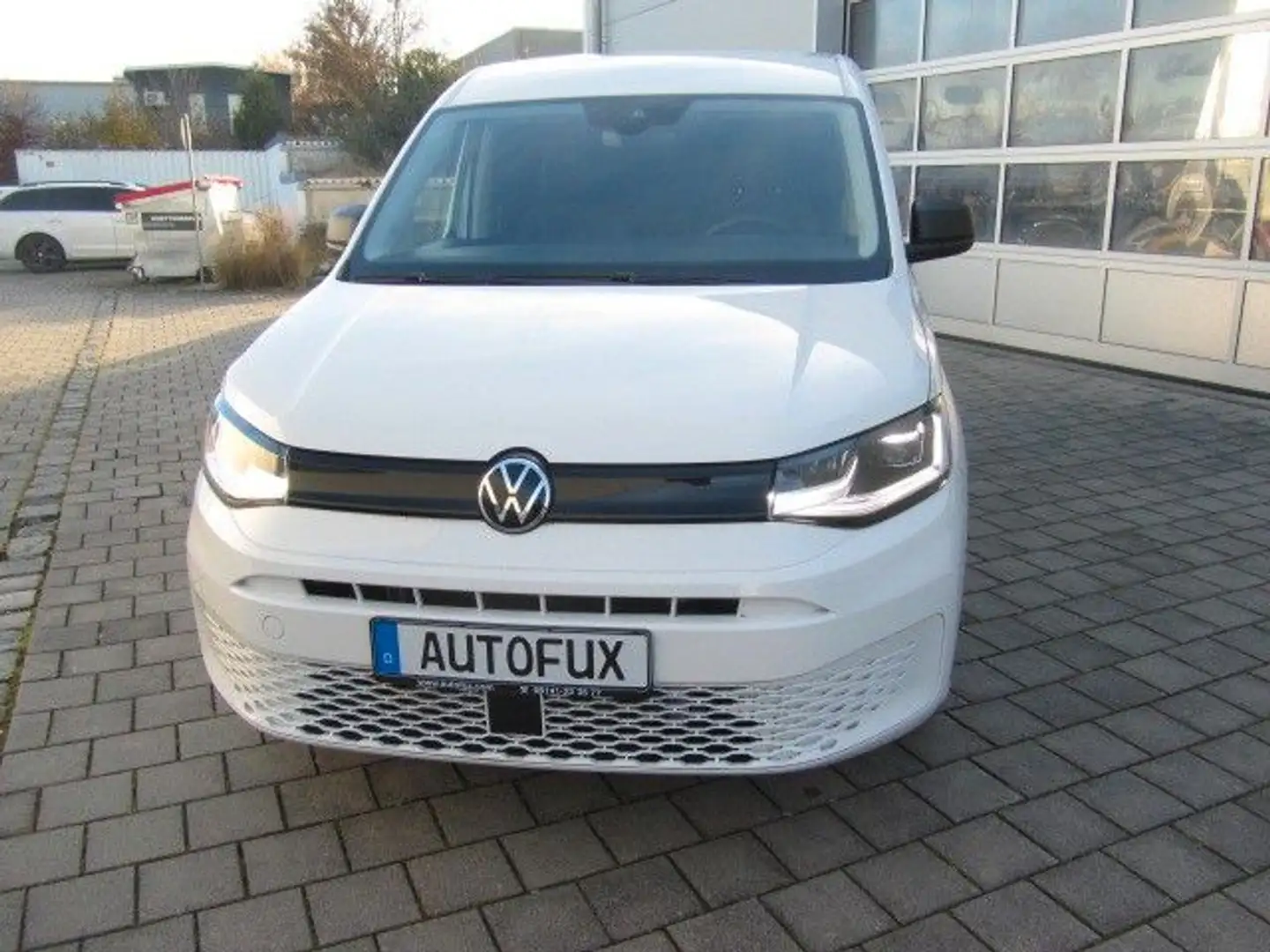 Volkswagen Caddy Cargo 2.0 TDi Trend, AHK, LED, Navi etc. Weiß - 2