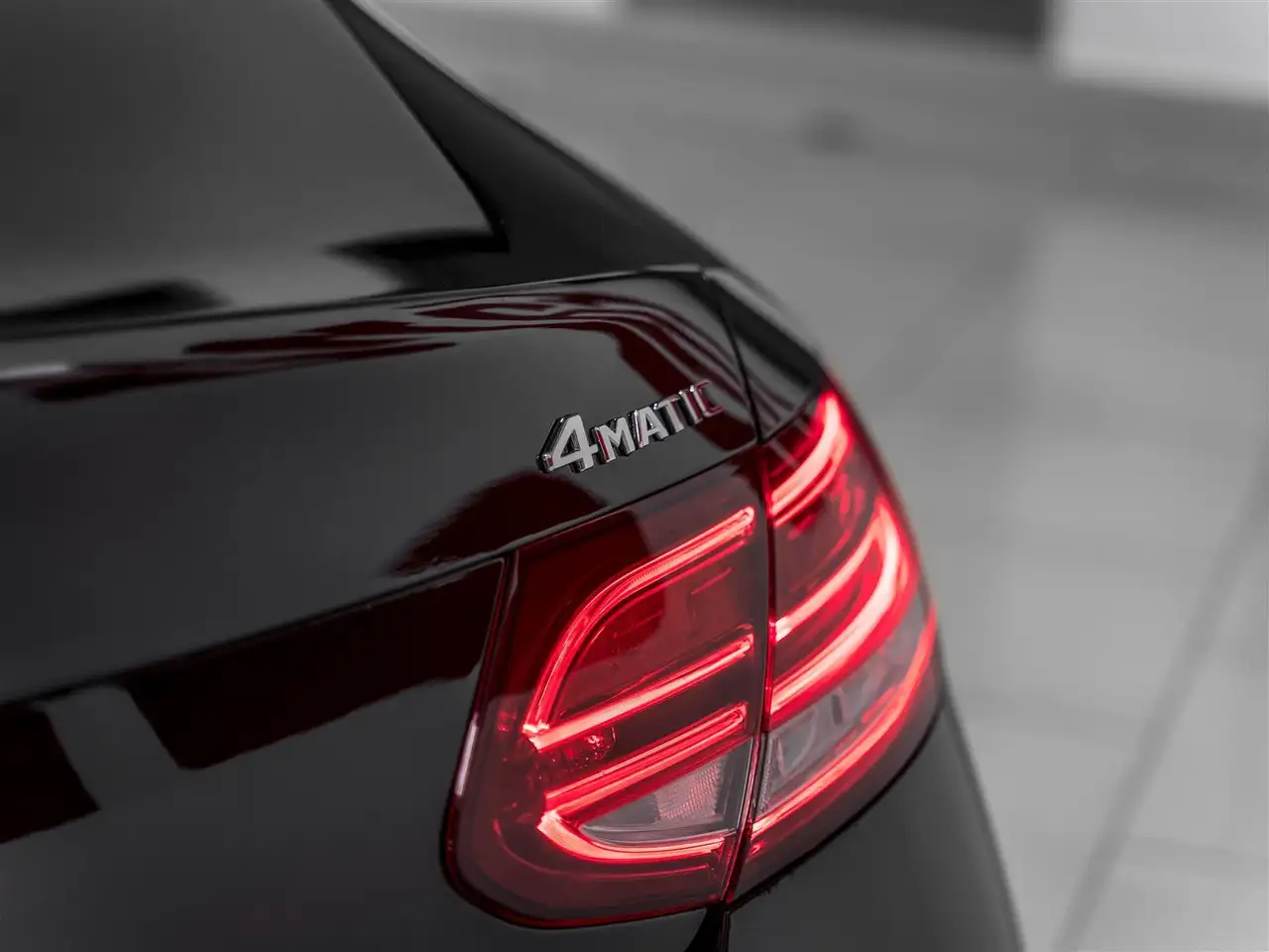 Mercedes-Benz C-Class снимка Mercedes-Benz C-Class