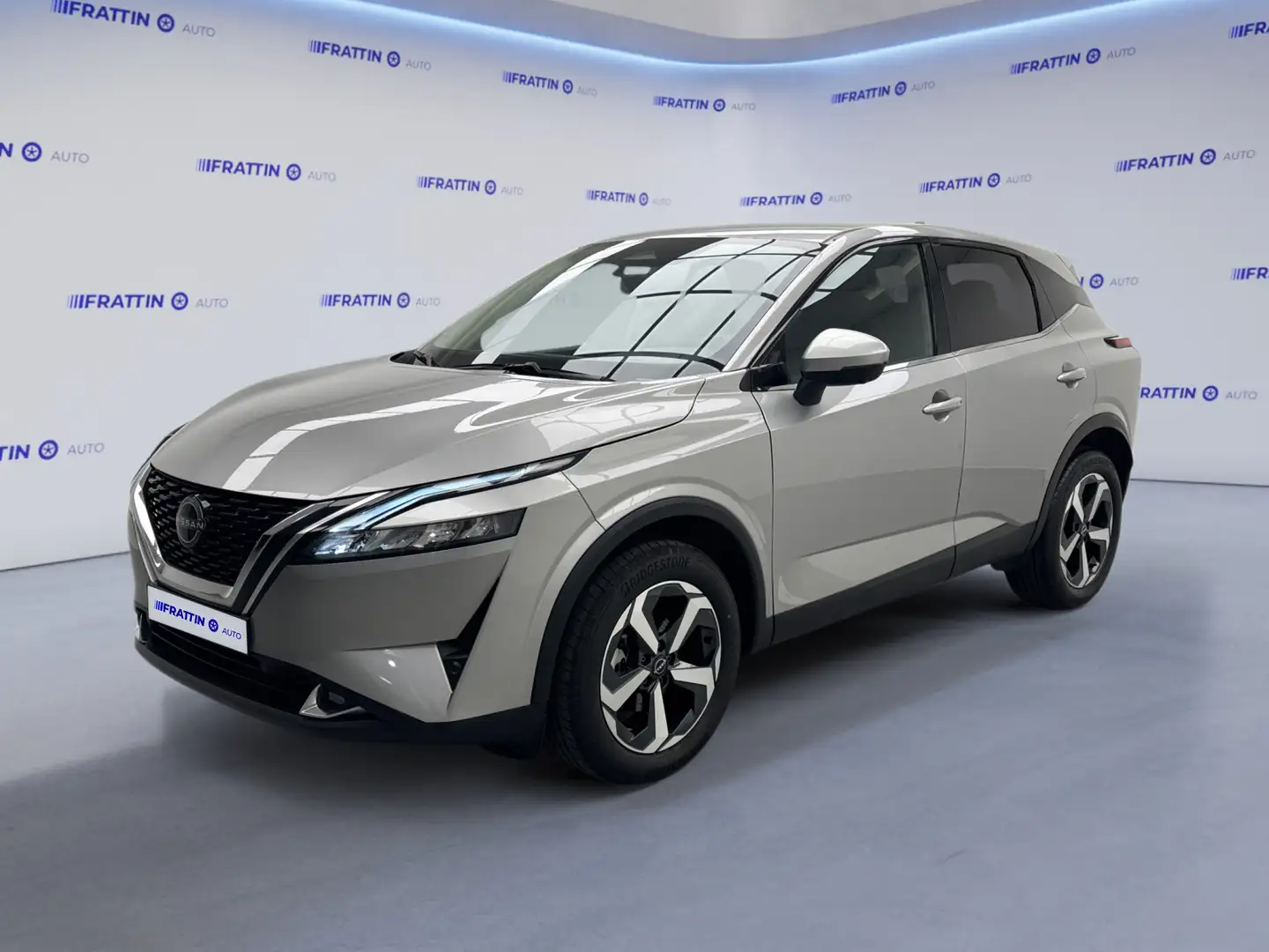 Nissan Qashqai MHEV 158 CV Xtronic N-Connecta Grau - 1