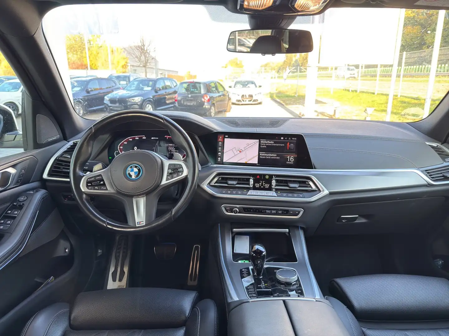 BMW X5 xDrive45e M Sport ACC 360° H&K Komfortzugang Weiß - 2
