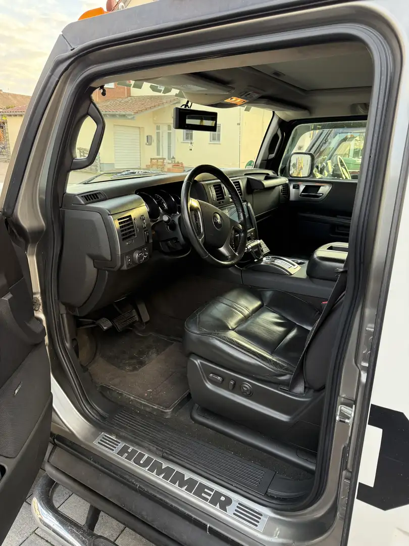 HUMMER H2 6.2 Facelift „Police“ abgelastet auf 3,5t - 2
