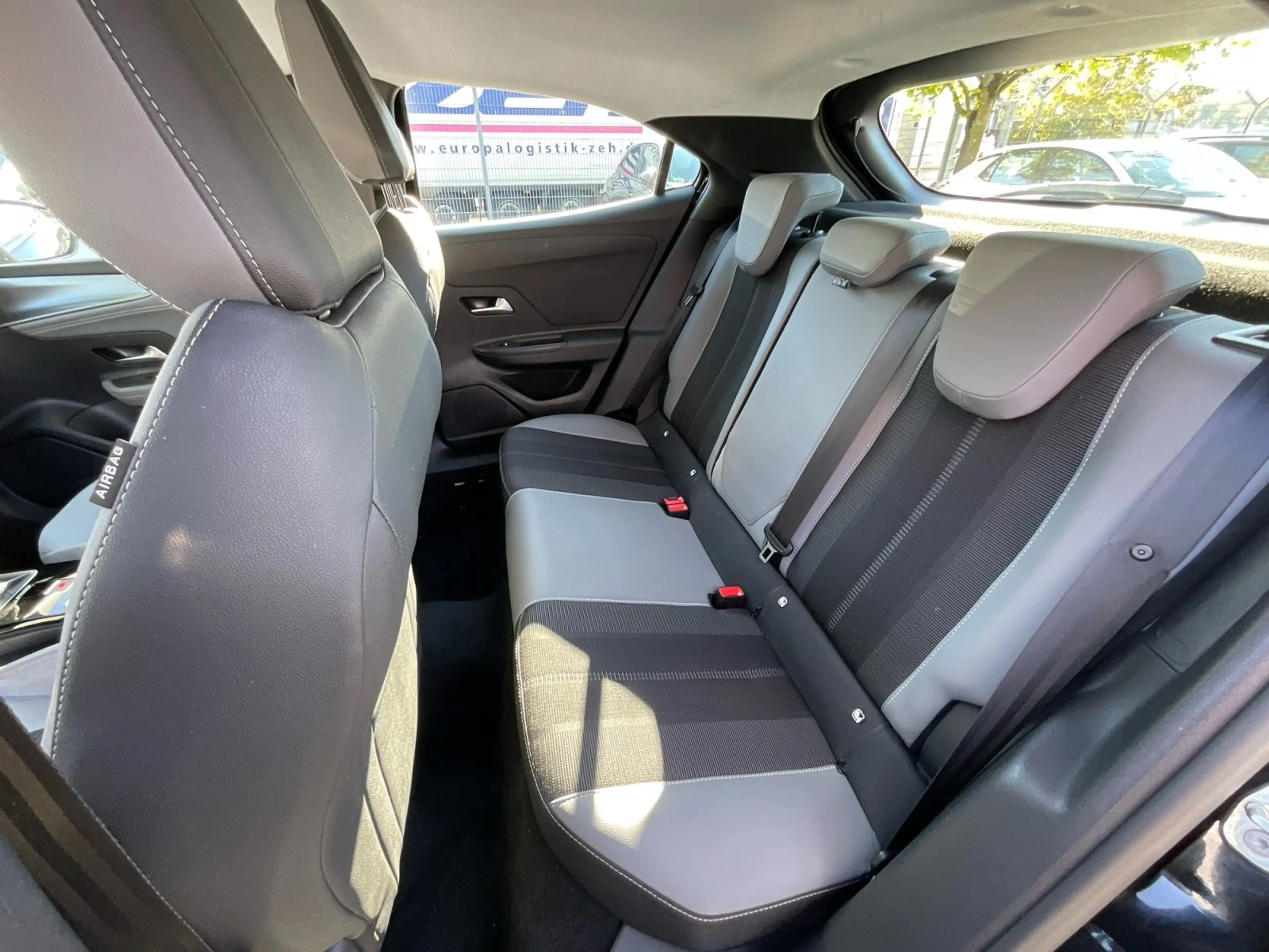 Opel Mokka Elegance Kamera PDC Winterpaket..... — photo 12