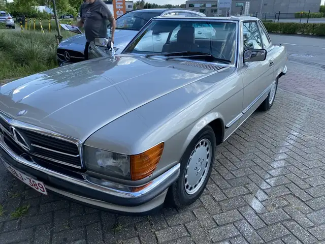 Mercedes-Benz SL 420 420 SL V8