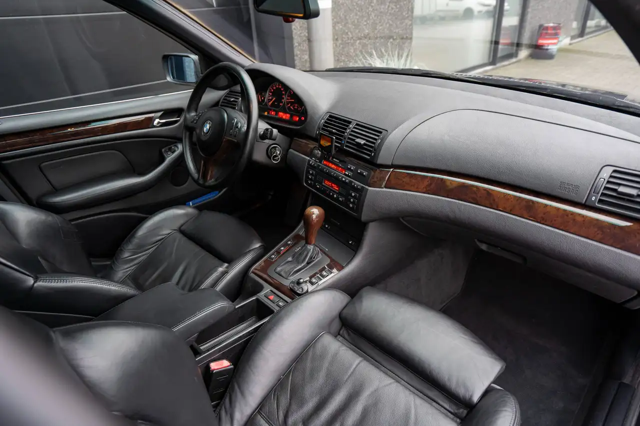 BMW 330xi, foto 11