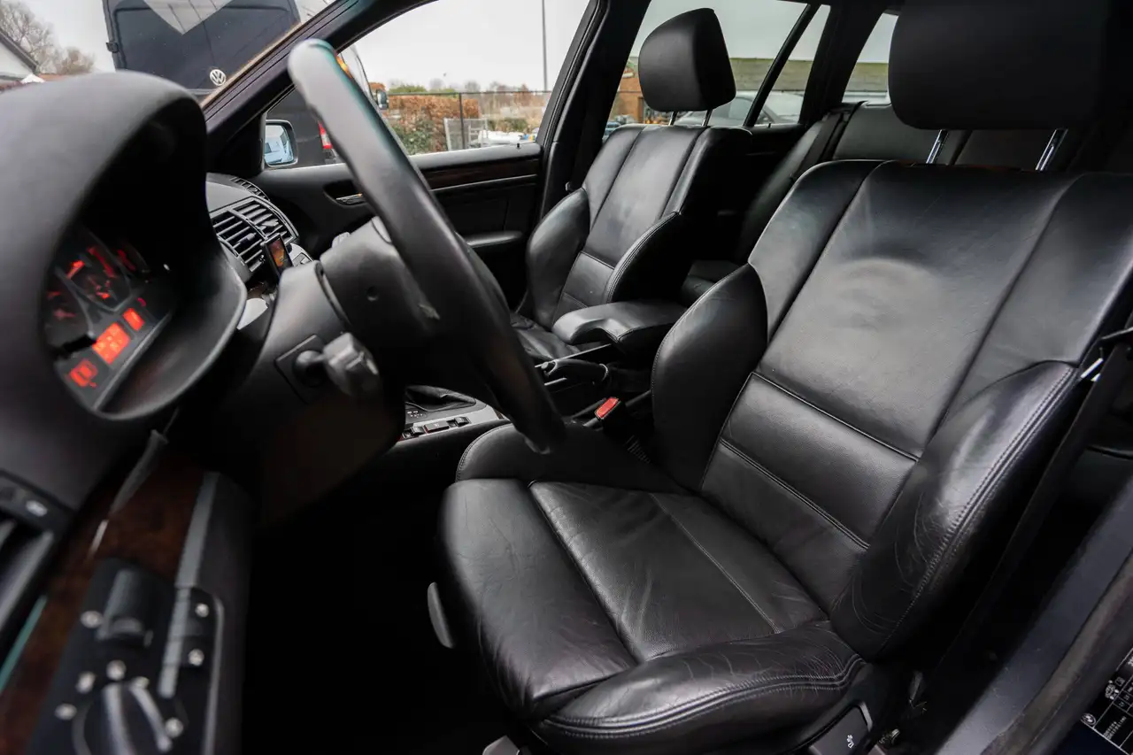 BMW 330xi, foto 8