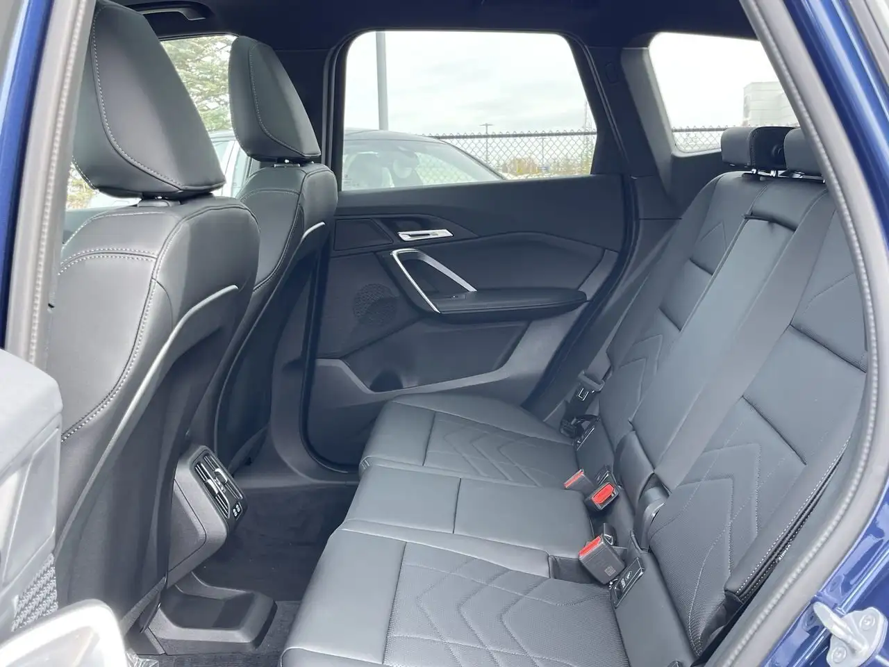 BMW X1 снимка BMW X1