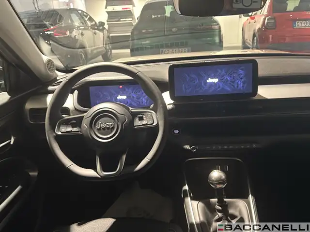 Jeep Avenger view 12