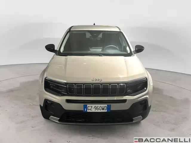 Jeep Avenger view 7