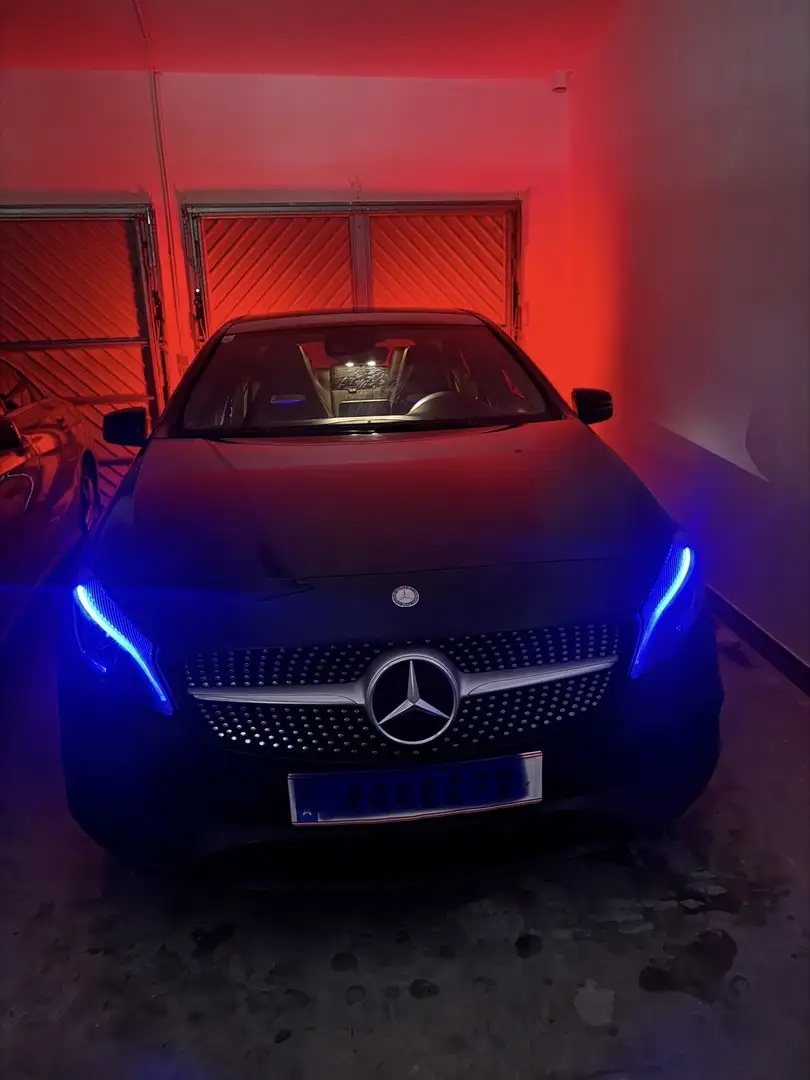 Mercedes-Benz A 180 AMG Ausstattung - 1