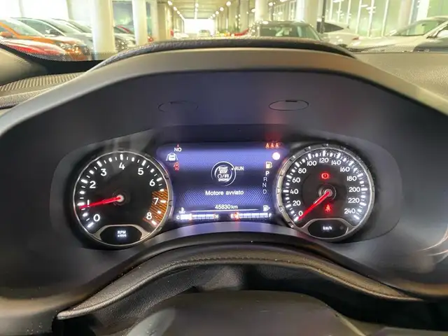 Jeep Renegade view 27