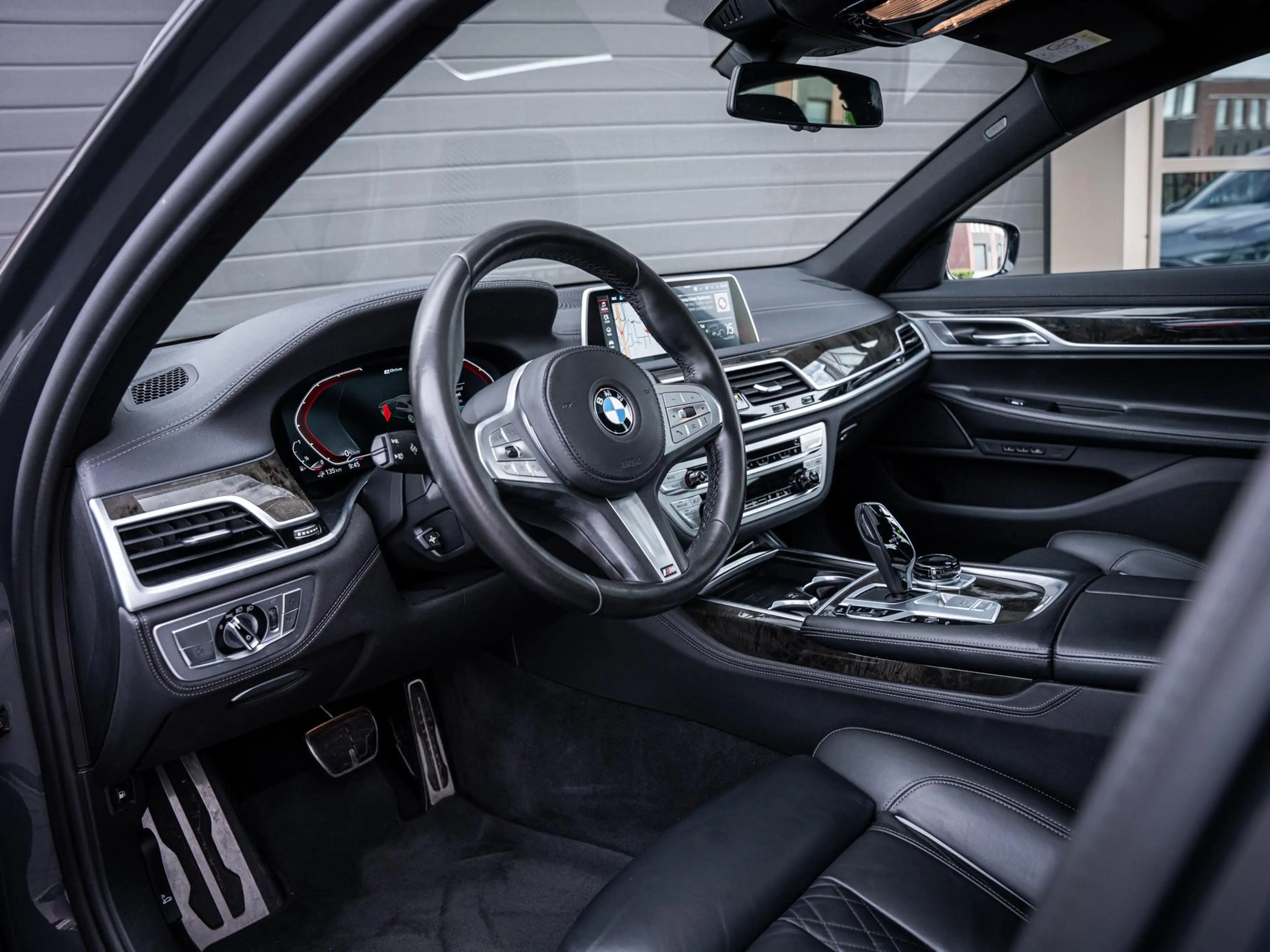 BMW 745 7-serie 745e High Executive - M-Sport l Dravit Gra — photo 2