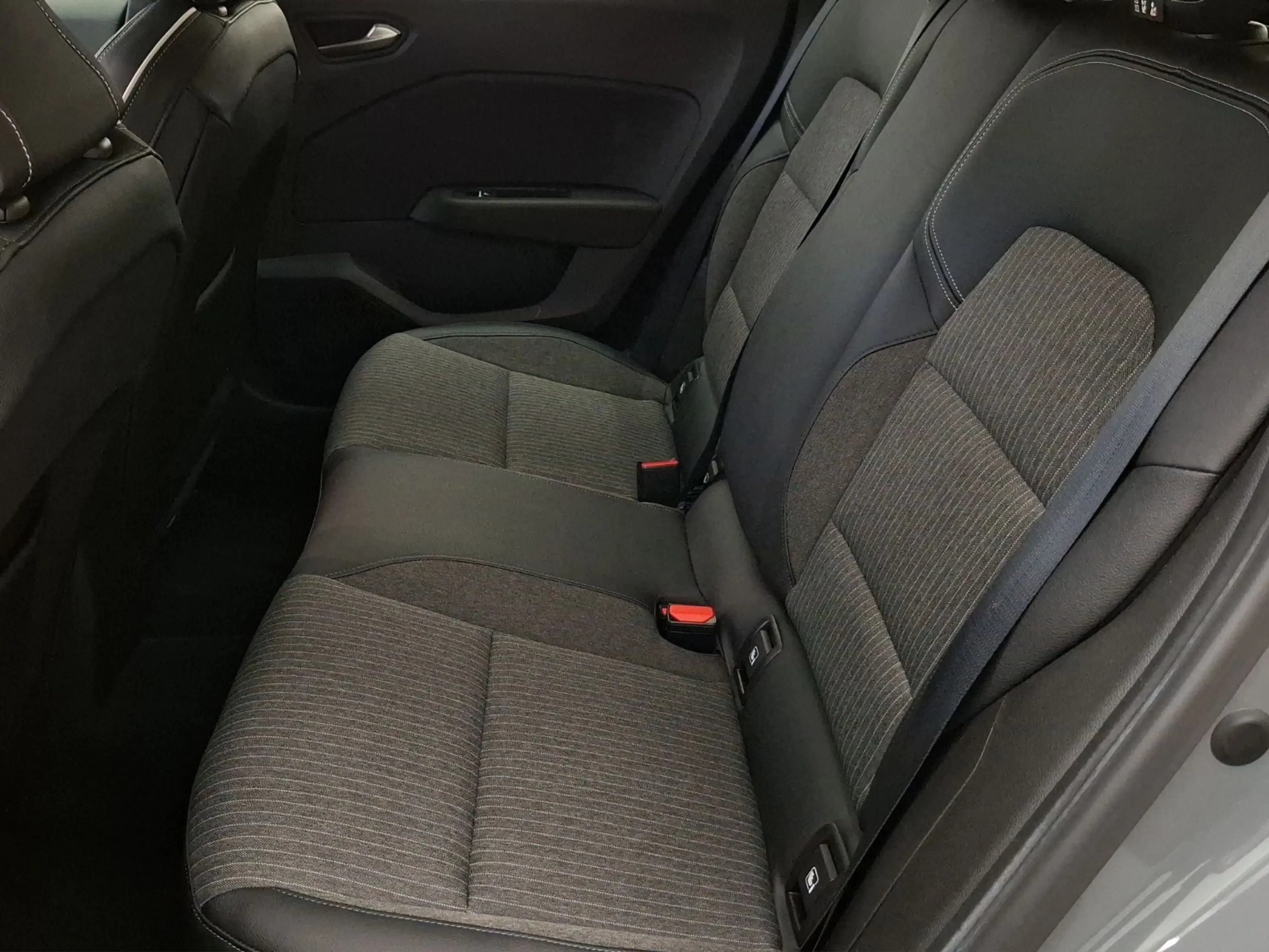 Renault Clio V Intens, LED PDC Klima Navi — photo 15