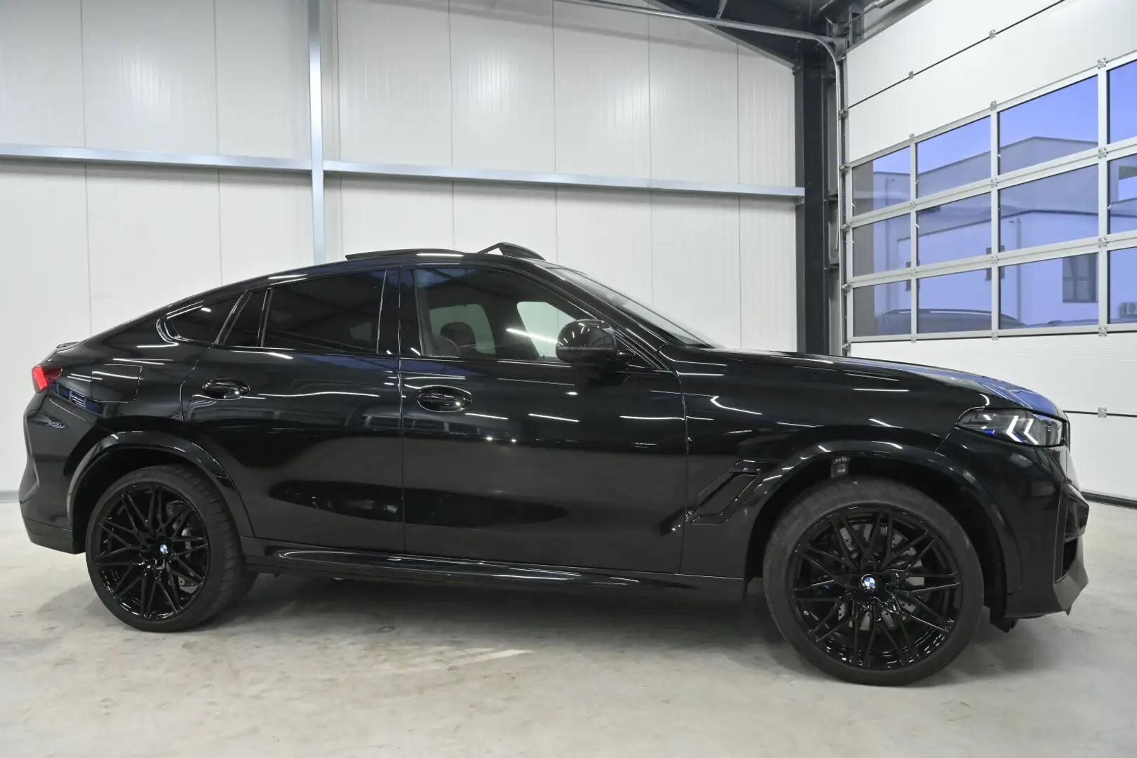 BMW X6 M X6 M Competition MASSAGE*PANO-SKY*B&W*SOFT-CL* LED Schwarz - 2