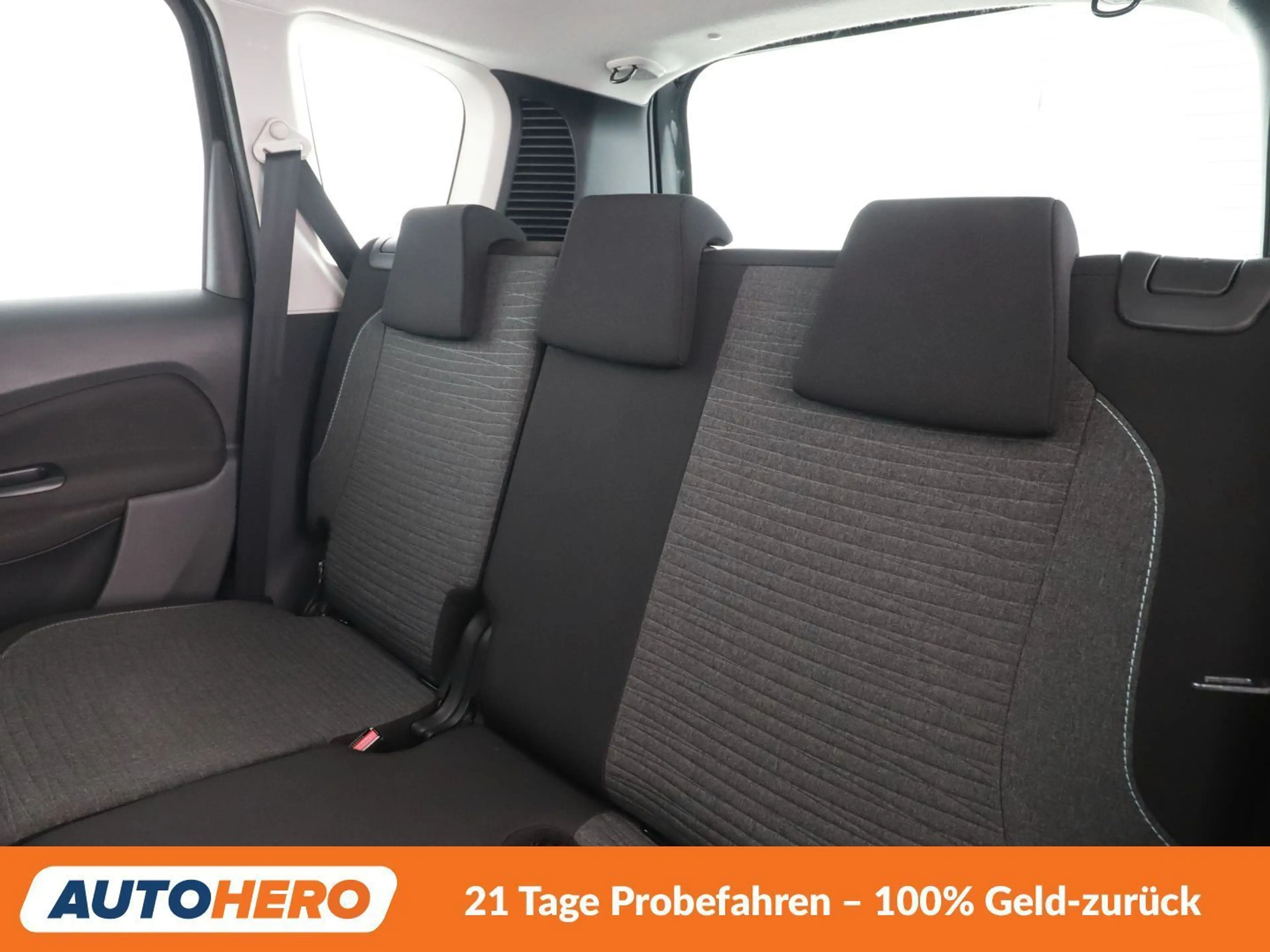 Citroen C3 Picasso 1.6 Blue-HDi Selection — photo 14