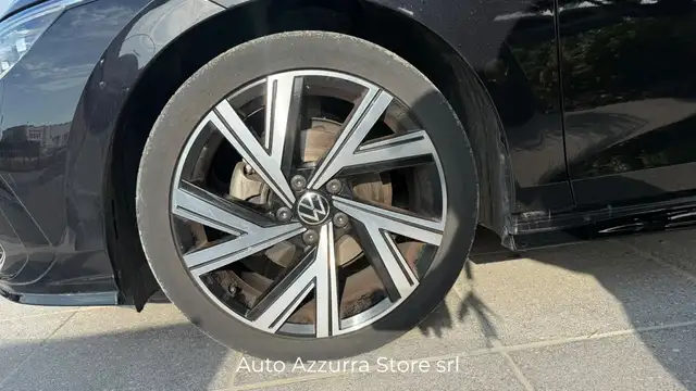Volkswagen Golf view 6