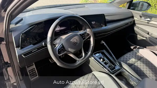 Volkswagen Golf view 9