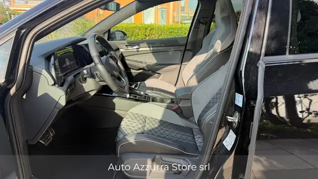 Volkswagen Golf view 8