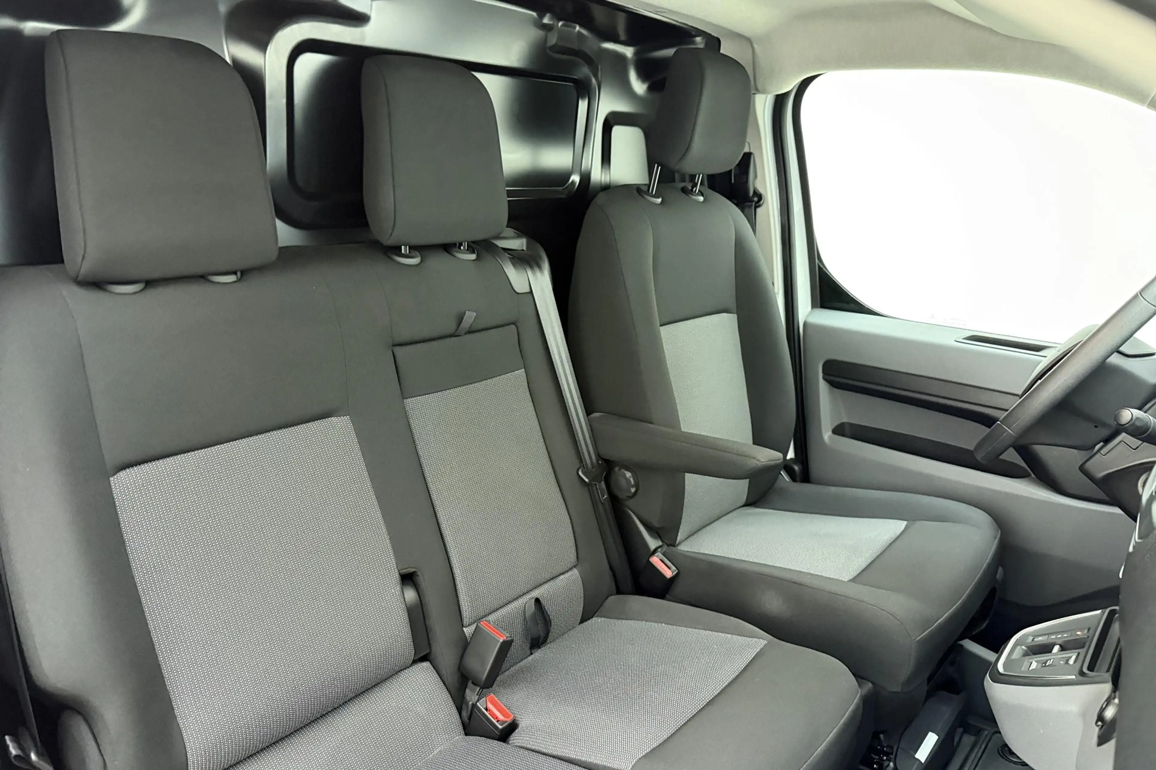 Opel Vivaro-e L2H1 Innovation 75 kWh | Navigatie pakket | Climat — photo 14