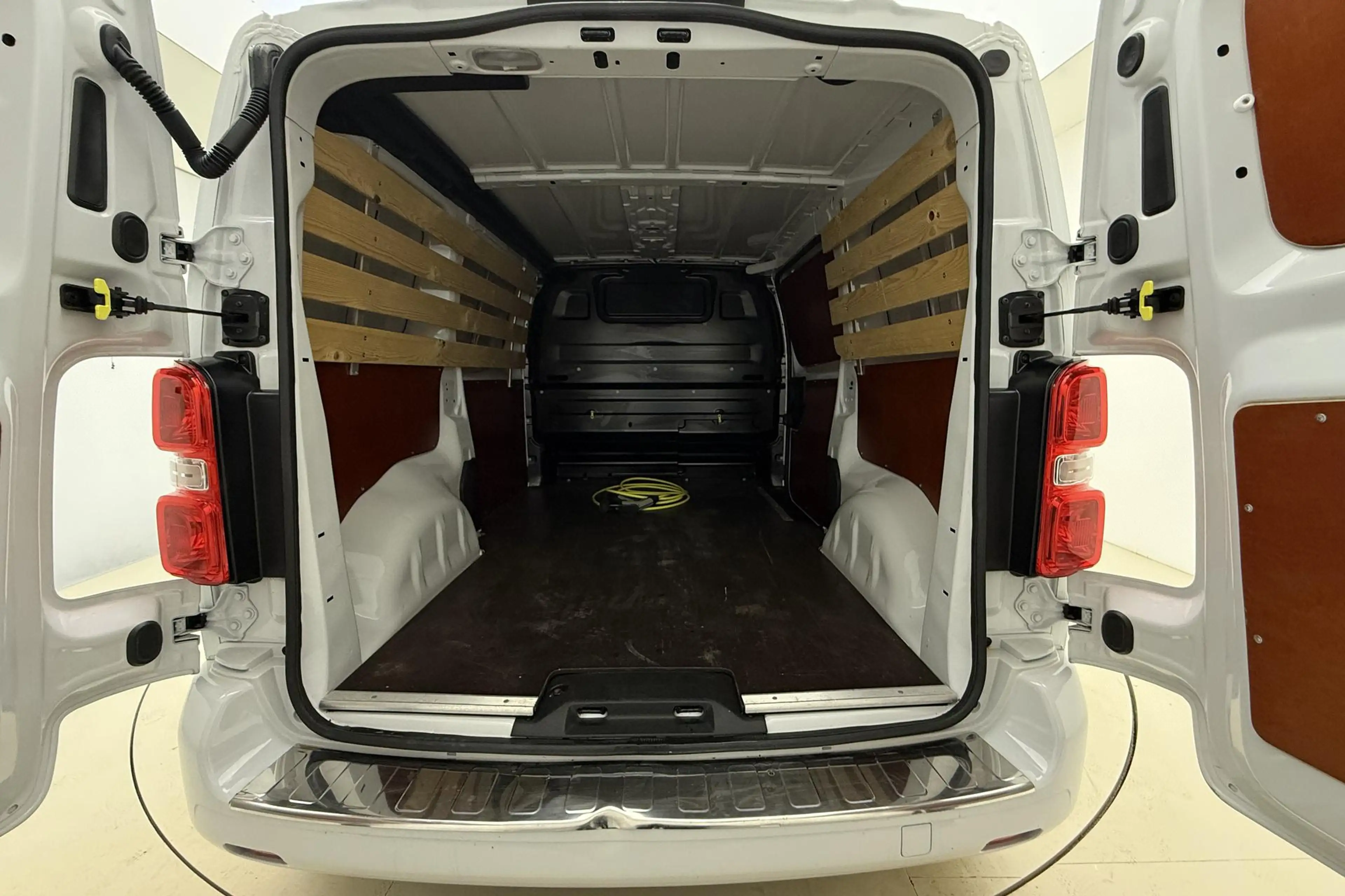 Opel Vivaro-e L2H1 Innovation 75 kWh | Navigatie pakket | Climat — photo 10