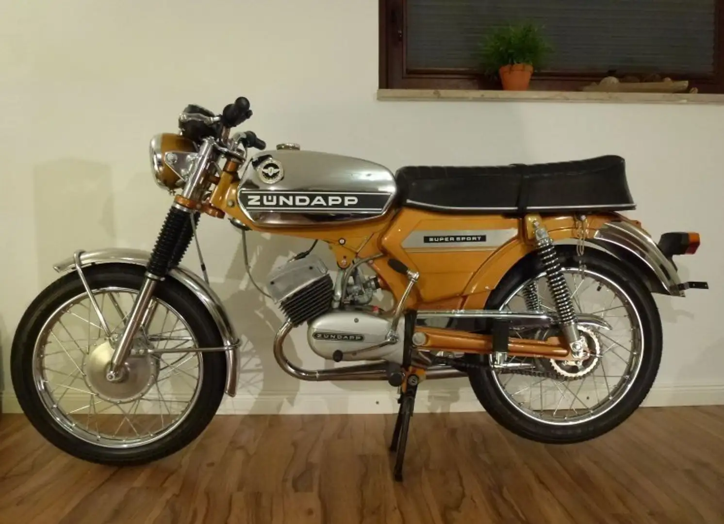 Zündapp KS 50 cross Tp. 517 Oranžová - 1