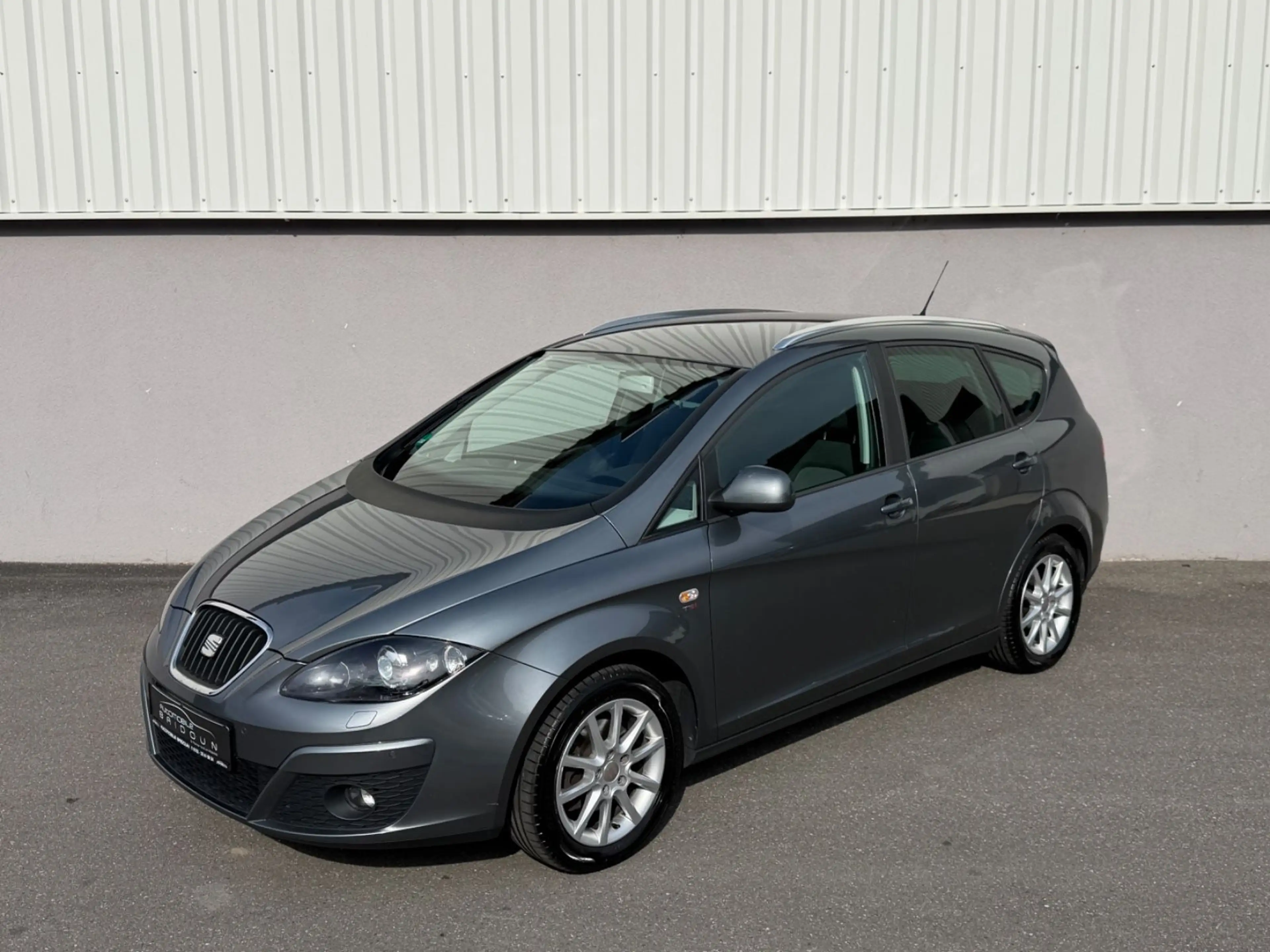 SEAT Altea XL 1.8 TSI DSG 1.Hand Navi Xenon — photo 3