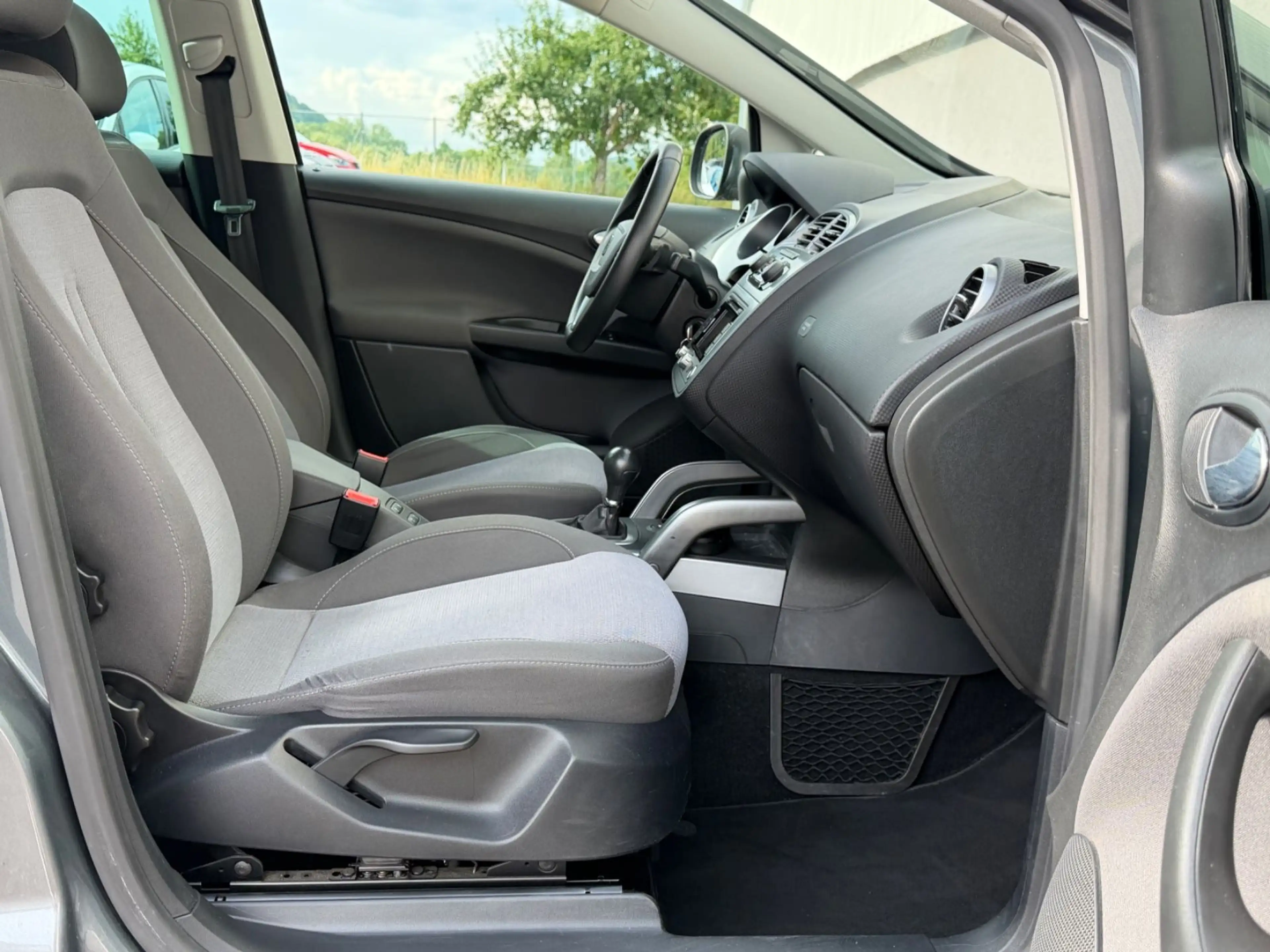 SEAT Altea XL 1.8 TSI DSG 1.Hand Navi Xenon — photo 14