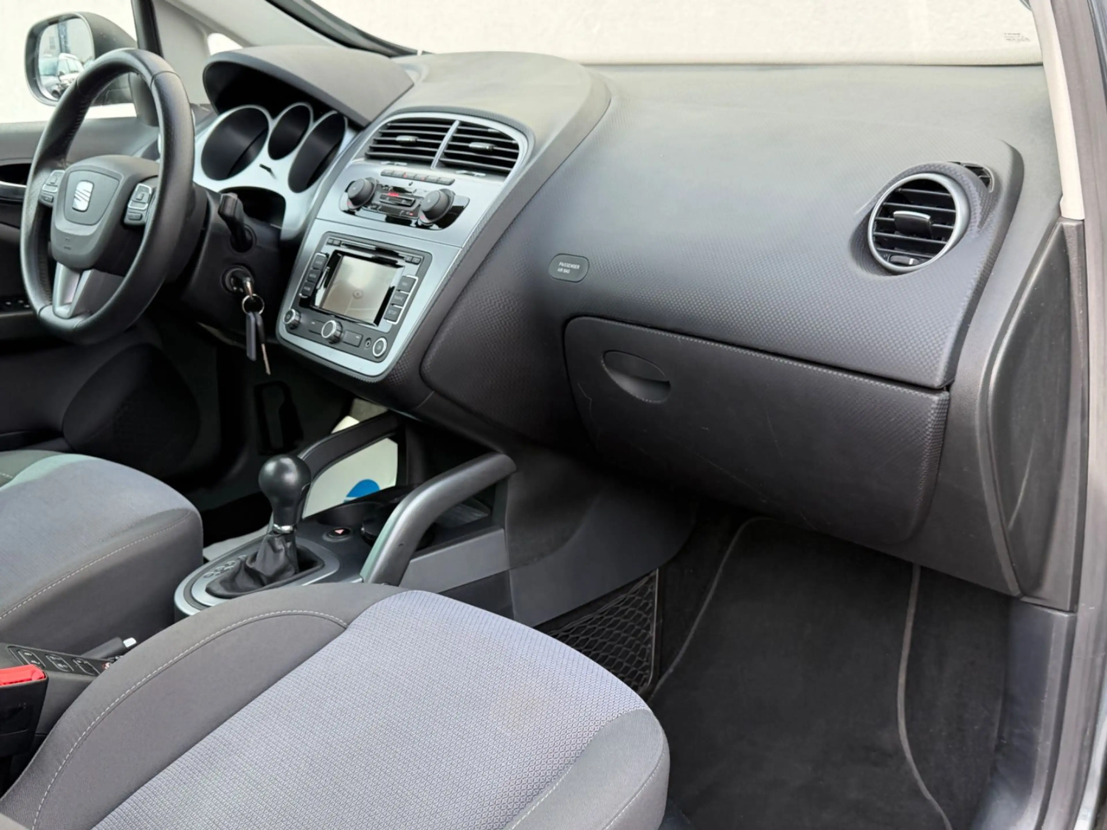 SEAT Altea XL 1.8 TSI DSG 1.Hand Navi Xenon — photo 12
