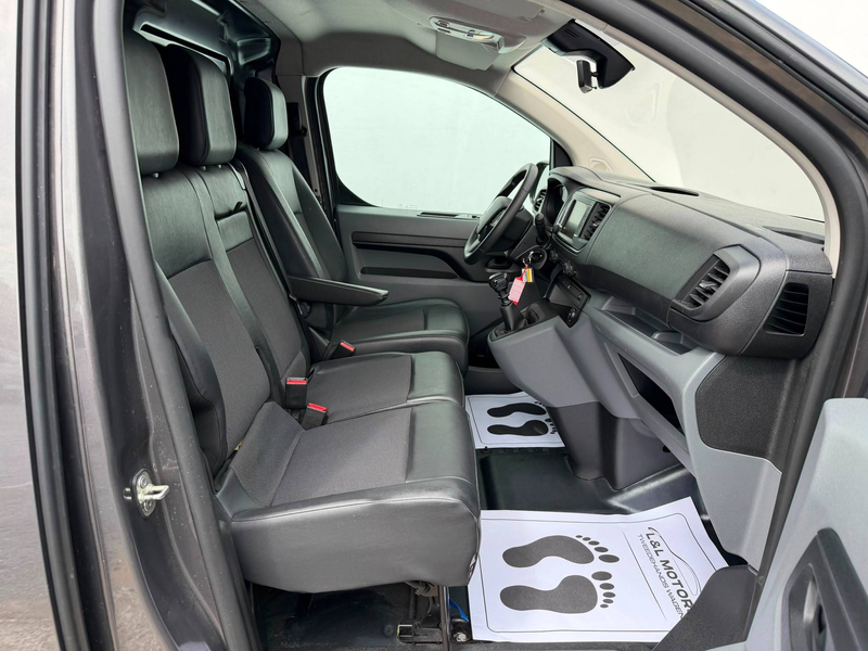 Citroen Jumpy 2.0d 122Ch Long Chassis*3Places Camera 360° Navi Carplay* — photo 11
