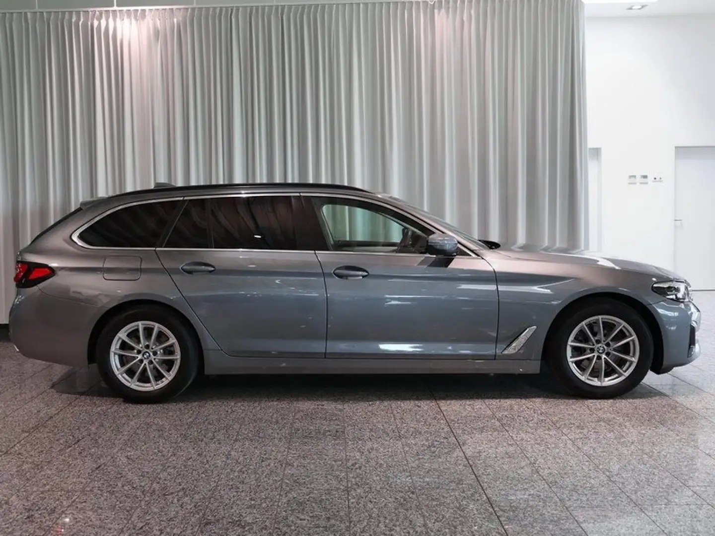 BMW 520 d Tour. LKHZ ACC Standheiz. LivCockp. Gris - 2